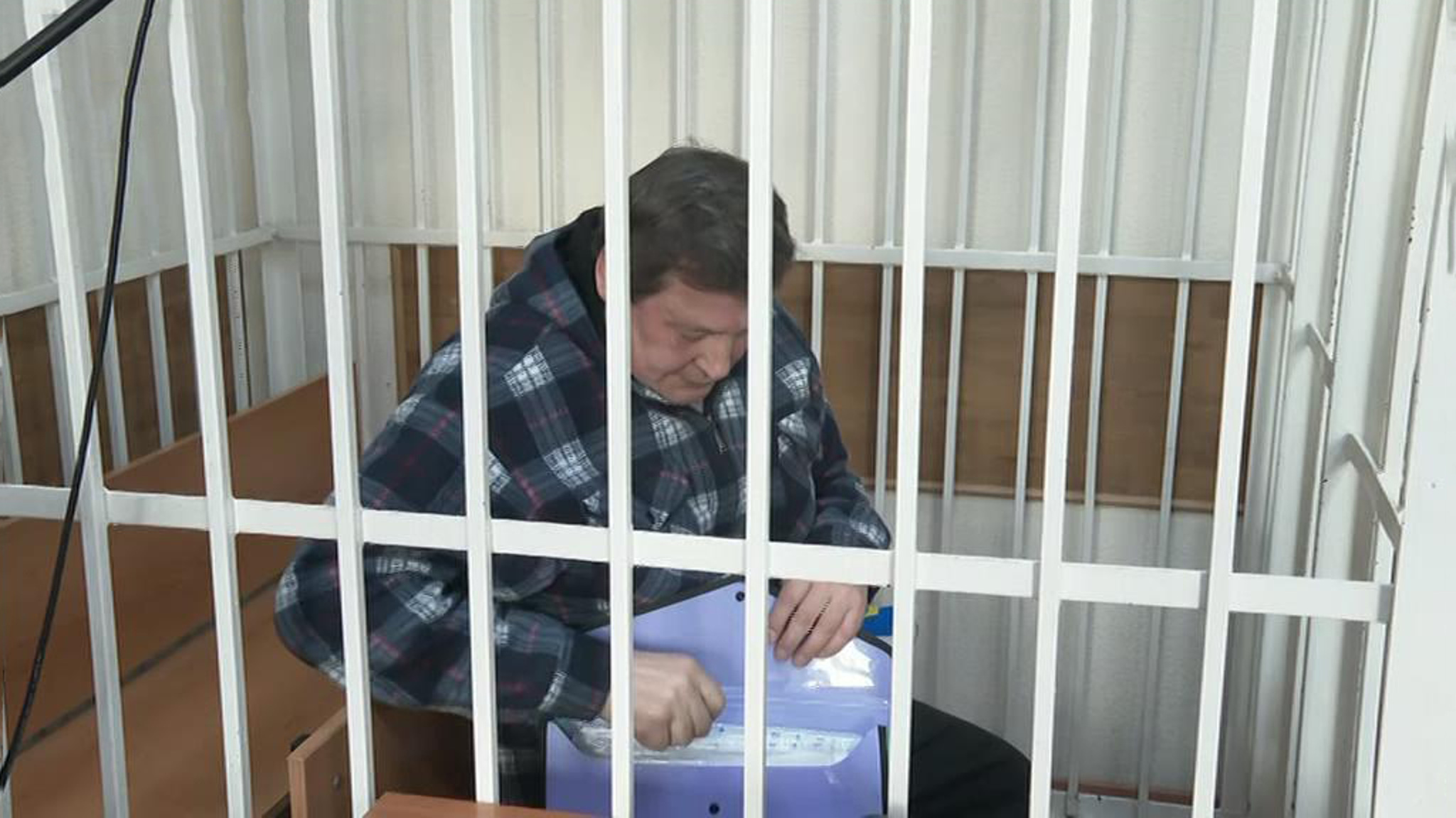 Адвокаты обещали Митволю "решить вопрос" за 100 миллионов