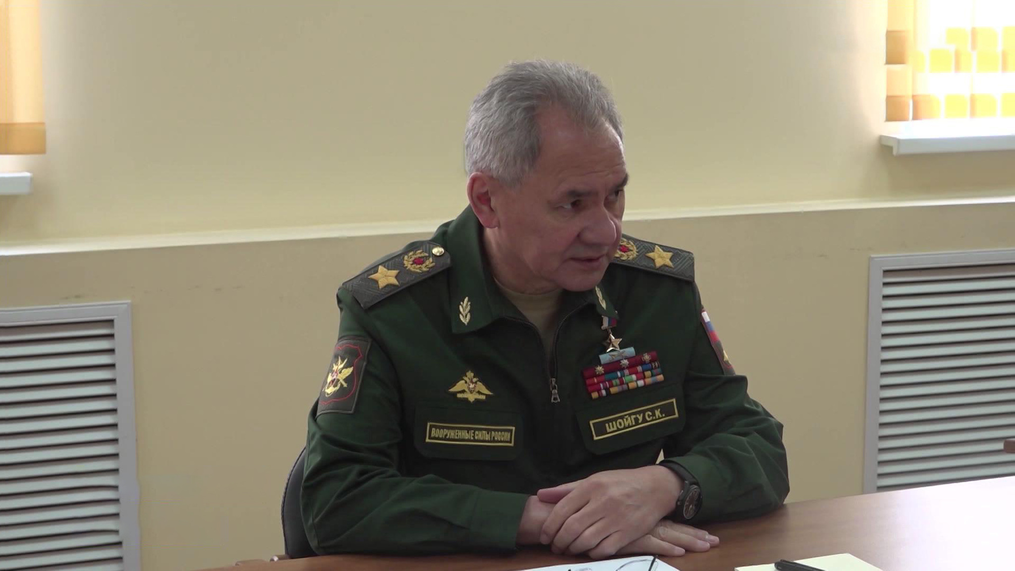 Шойгу показали "Хризантемы" и "Джигитов" на предприятии в Подмосковье