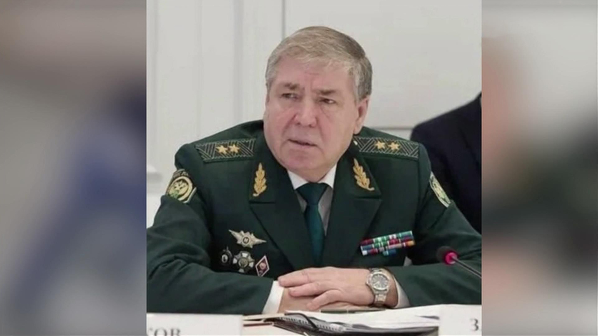Глава СК РФ поручил возбудить дело против экс-начальника ФТС по тылу