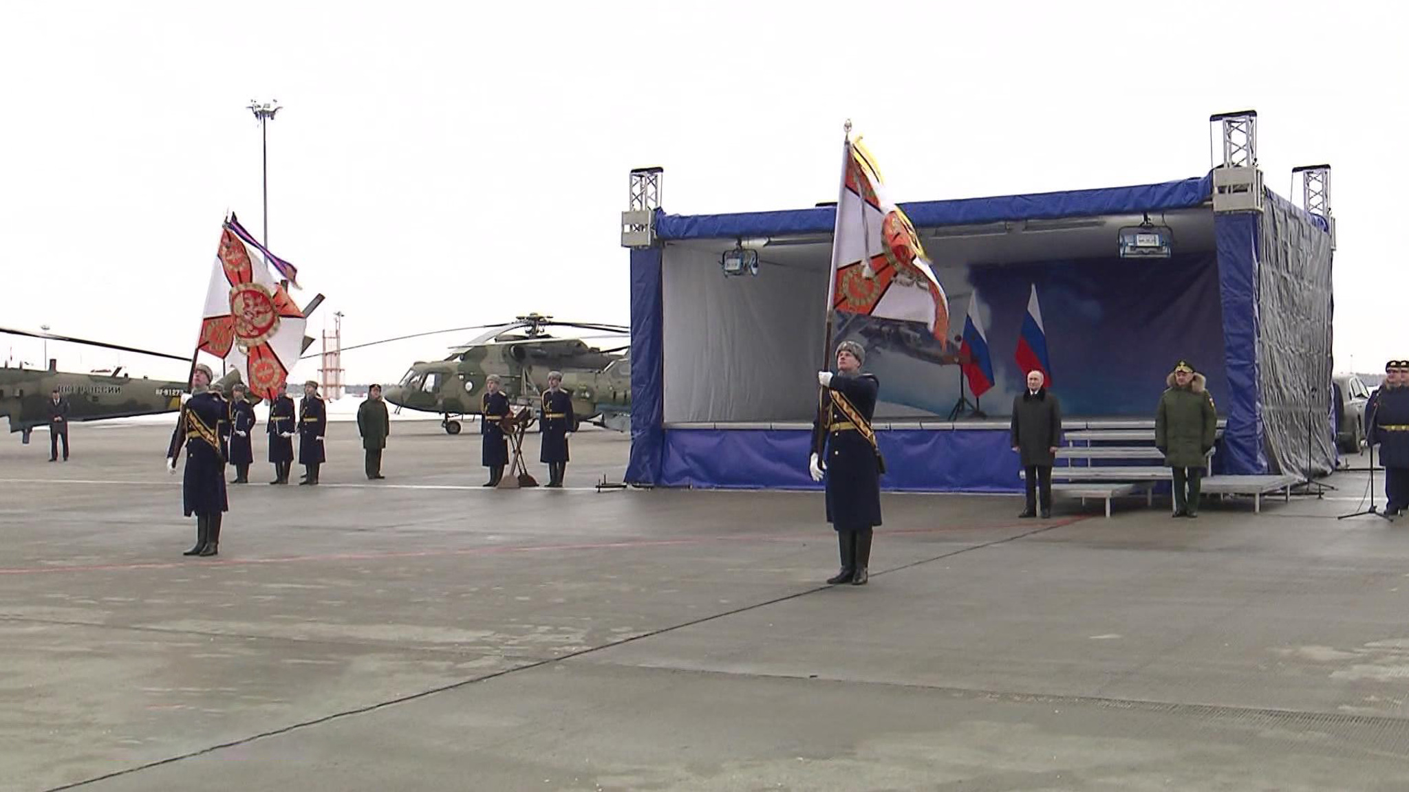 Путин передал командованию ВКС образ Спаса Нерукотворного