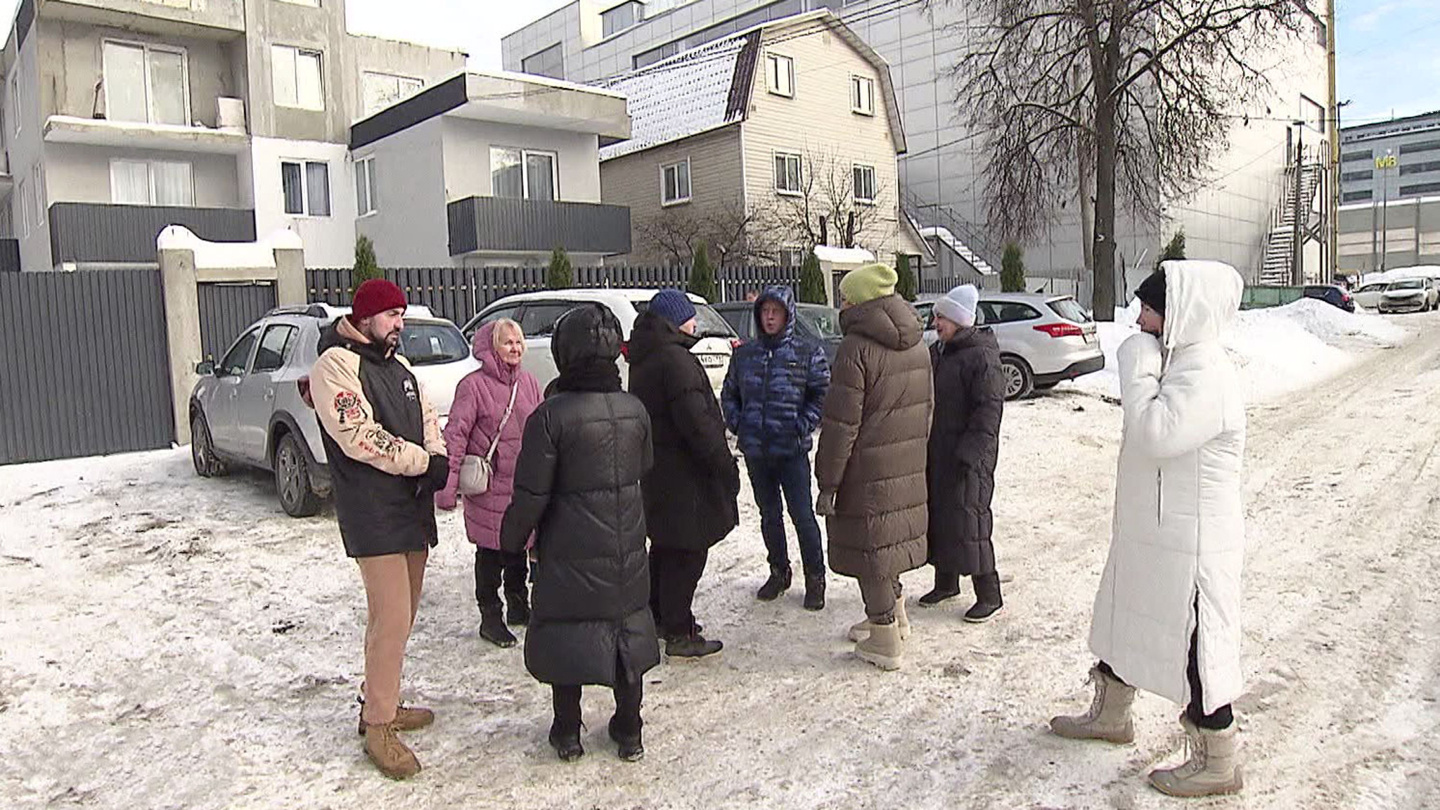 В Подмосковье на месте дач незаконно построили многоквартирный дом