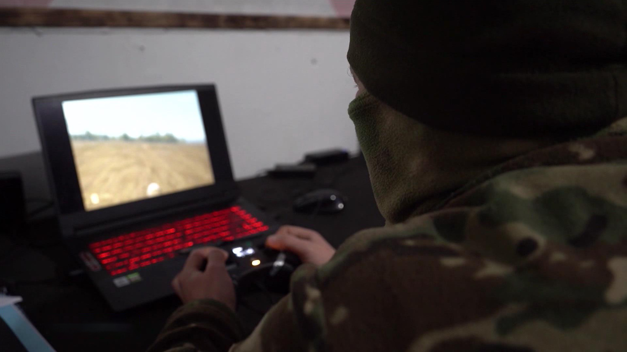 Более 4 тысяч человек отправили заявки на сайт "Время героев" за два часа