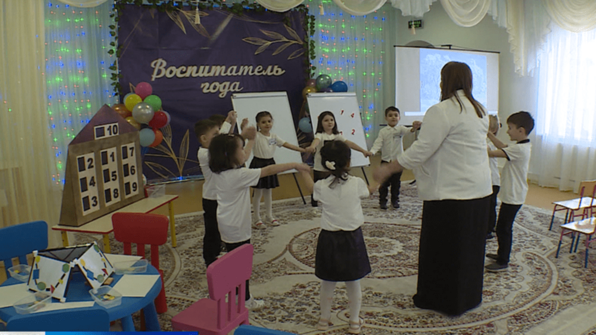 В Республике прошел региональный этап конкурса "Воспитатель года России 2024"