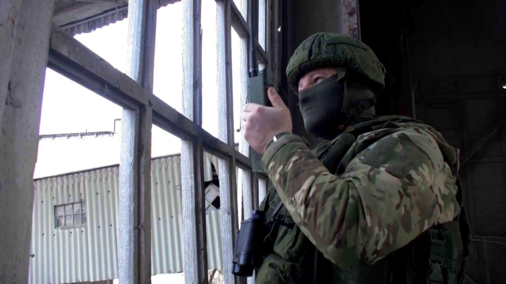 Военные с Дальнего Востока служат "глазами" штурмовой авиации в зоне СВО
