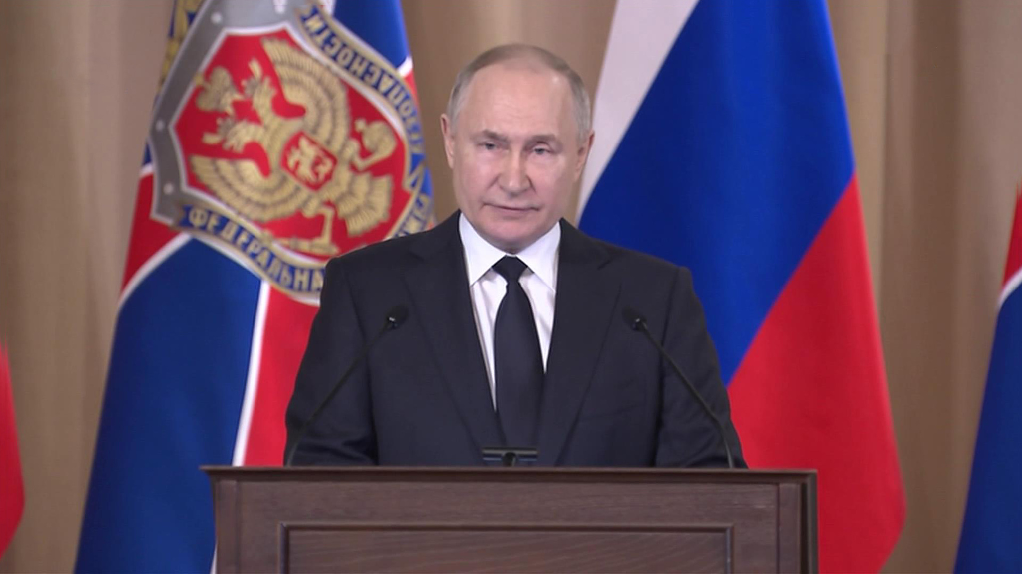 Владимир Путин назвал приоритетные задачи ФСБ