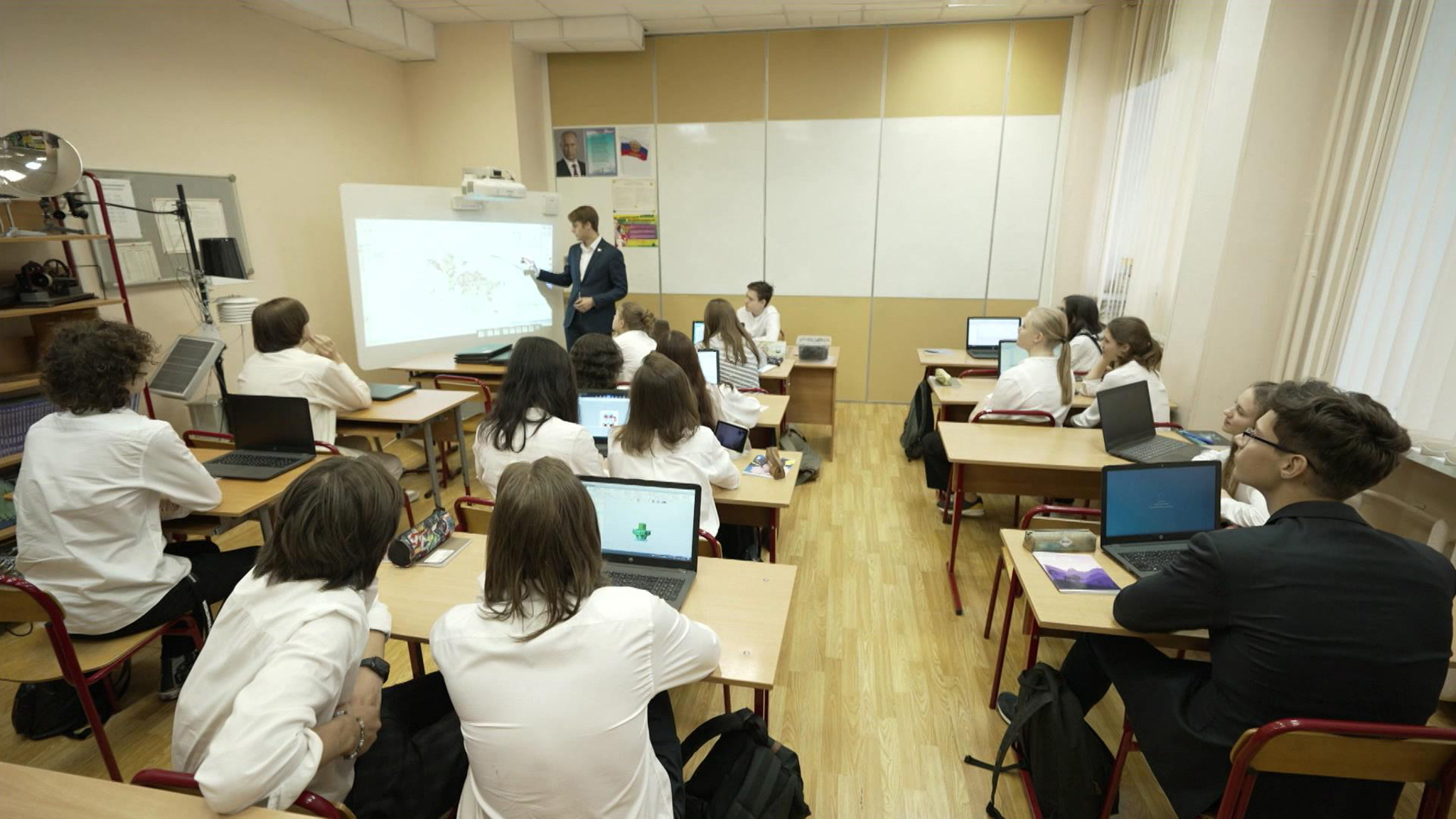 Утвержден план развития московского образования на 2024 год