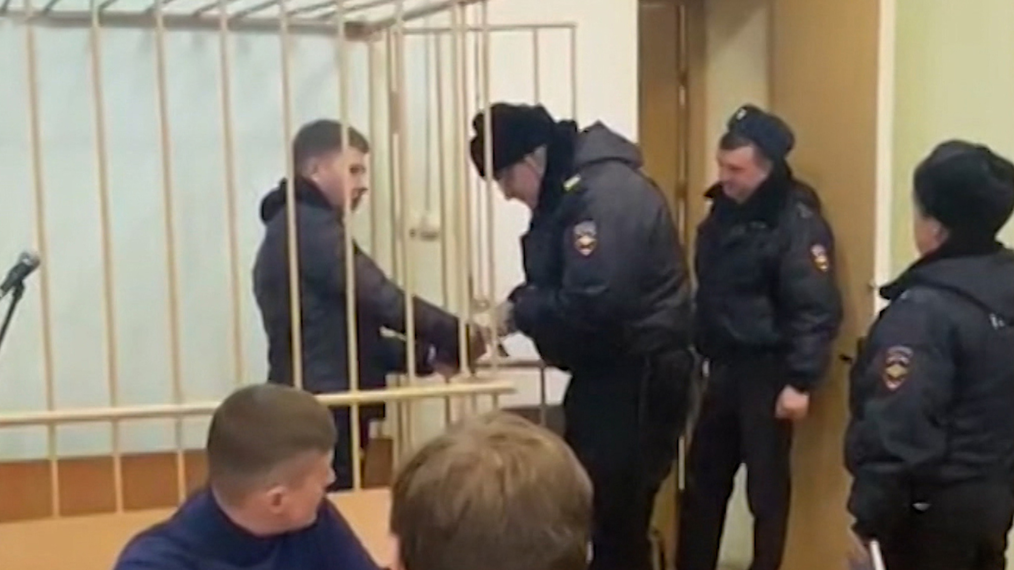 В Петербурге суд арестовал мужчину, убившего посетителя кафе "Чабрец"