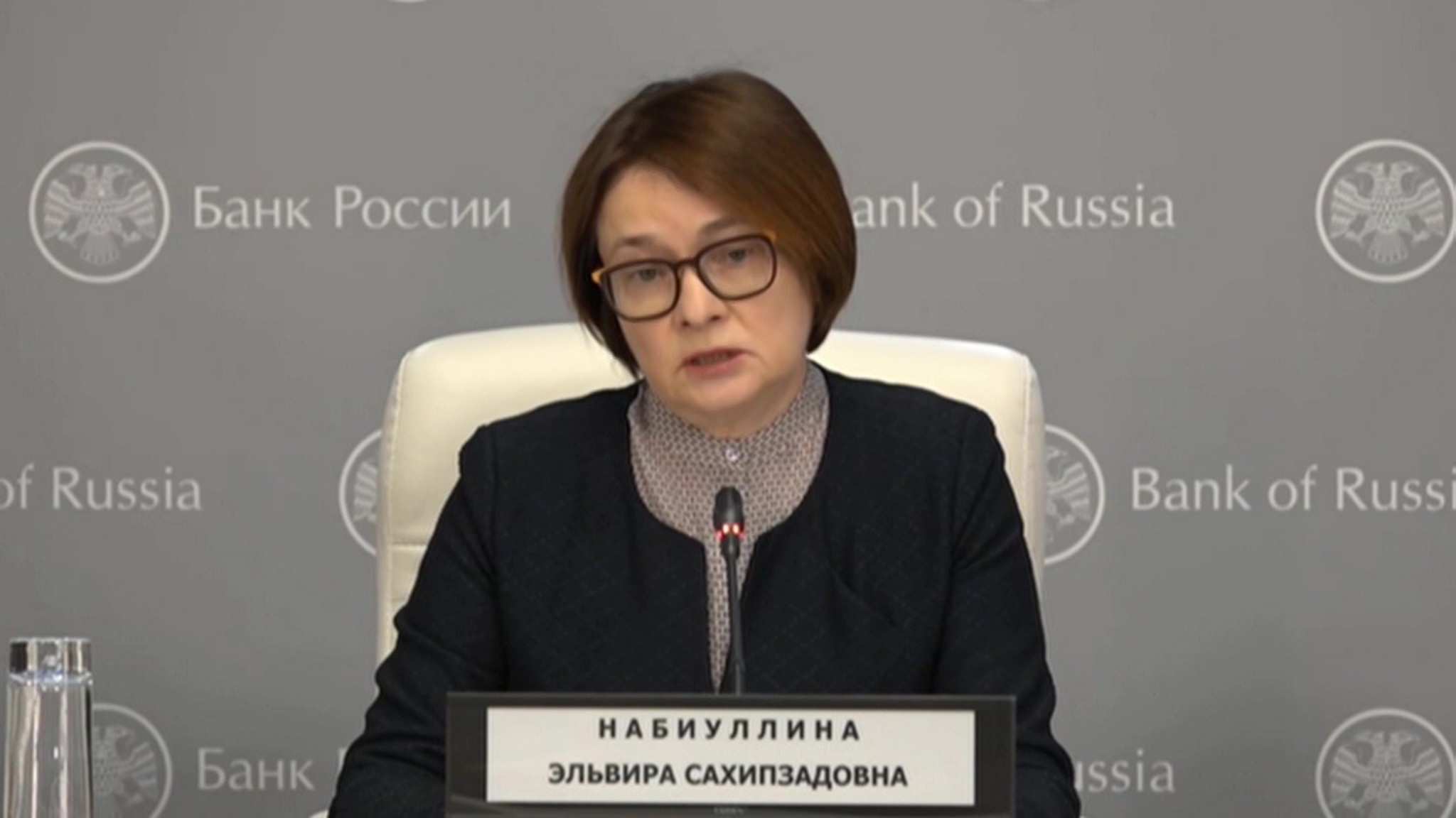Показатель годовой инфляции в РФ сохраняется на уровне февраля