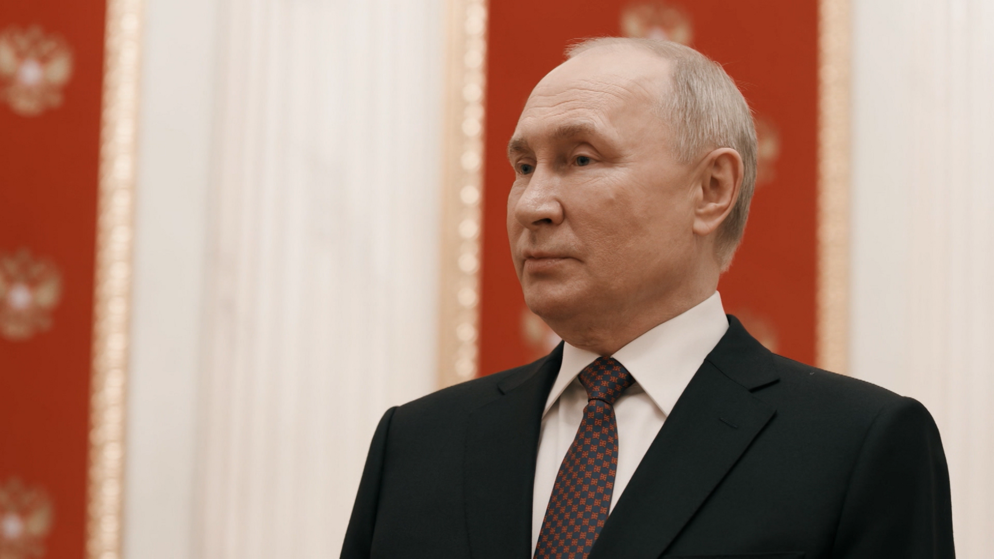 Владимир Путин назвал огромной трагедией бомбардировки Югославии