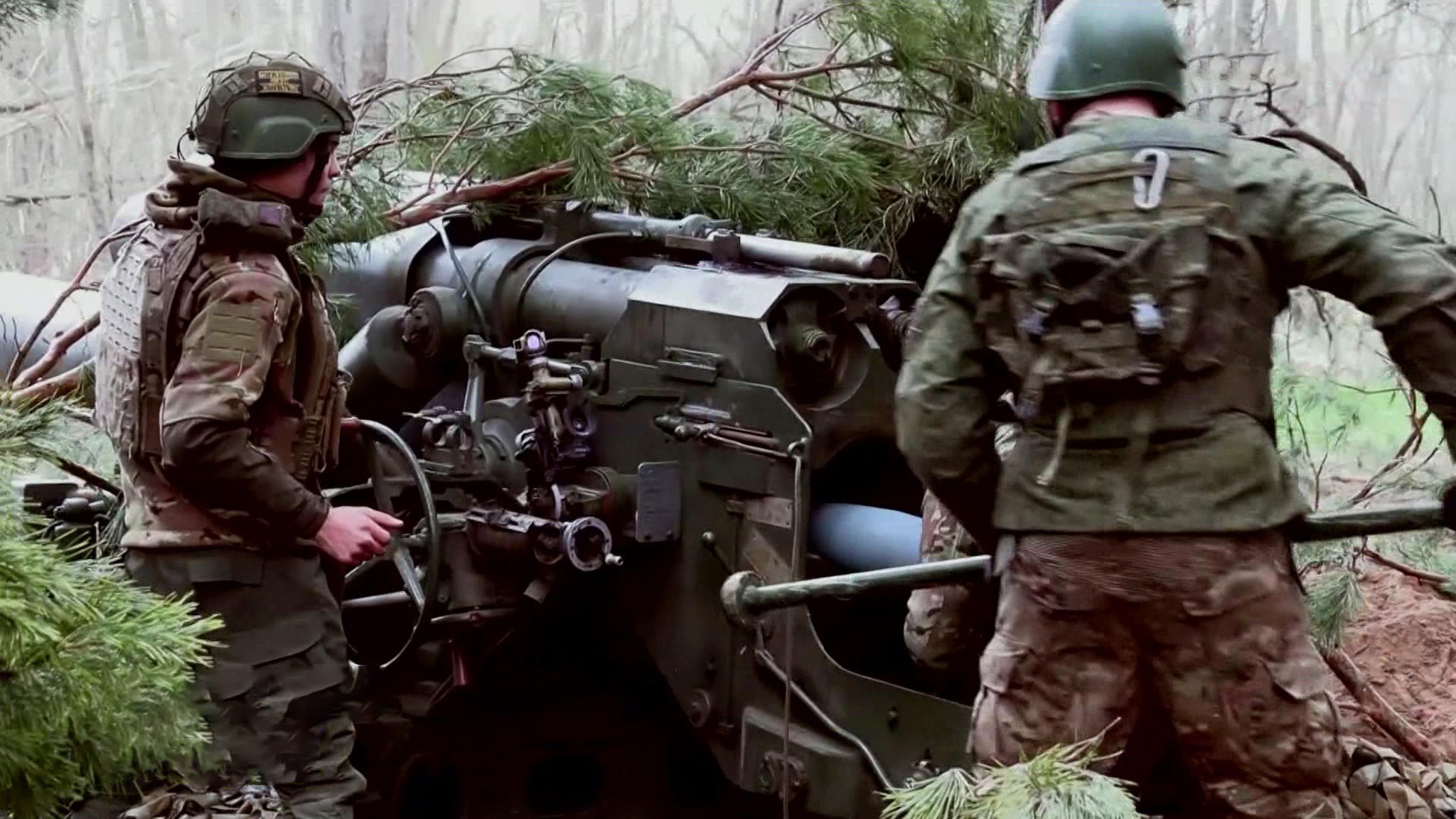 19-летний боец с позывным Добряк спас боевых товарищей