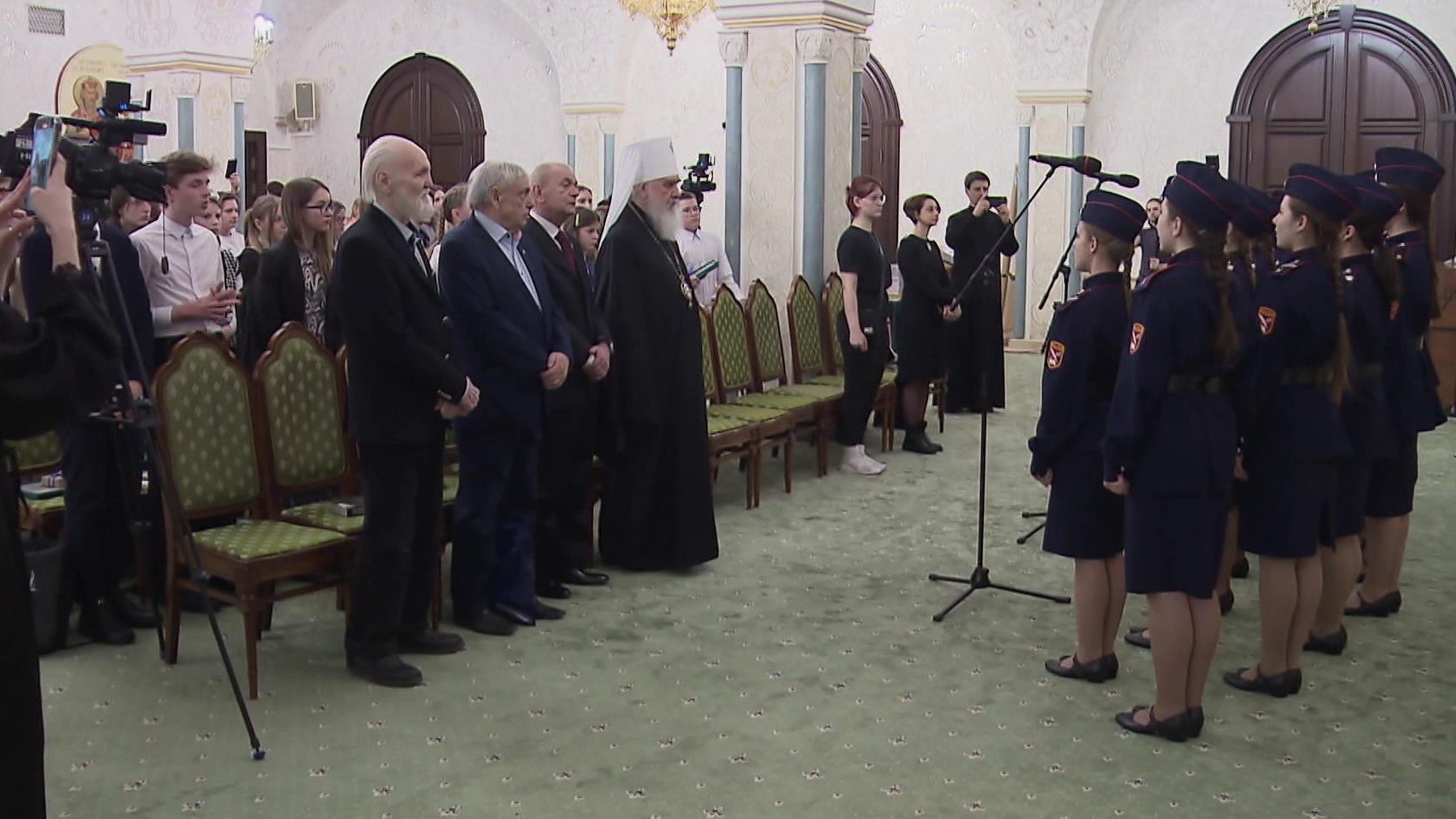 Наградили победителей детско-юношеского литературного конкурса "Лето Господне"