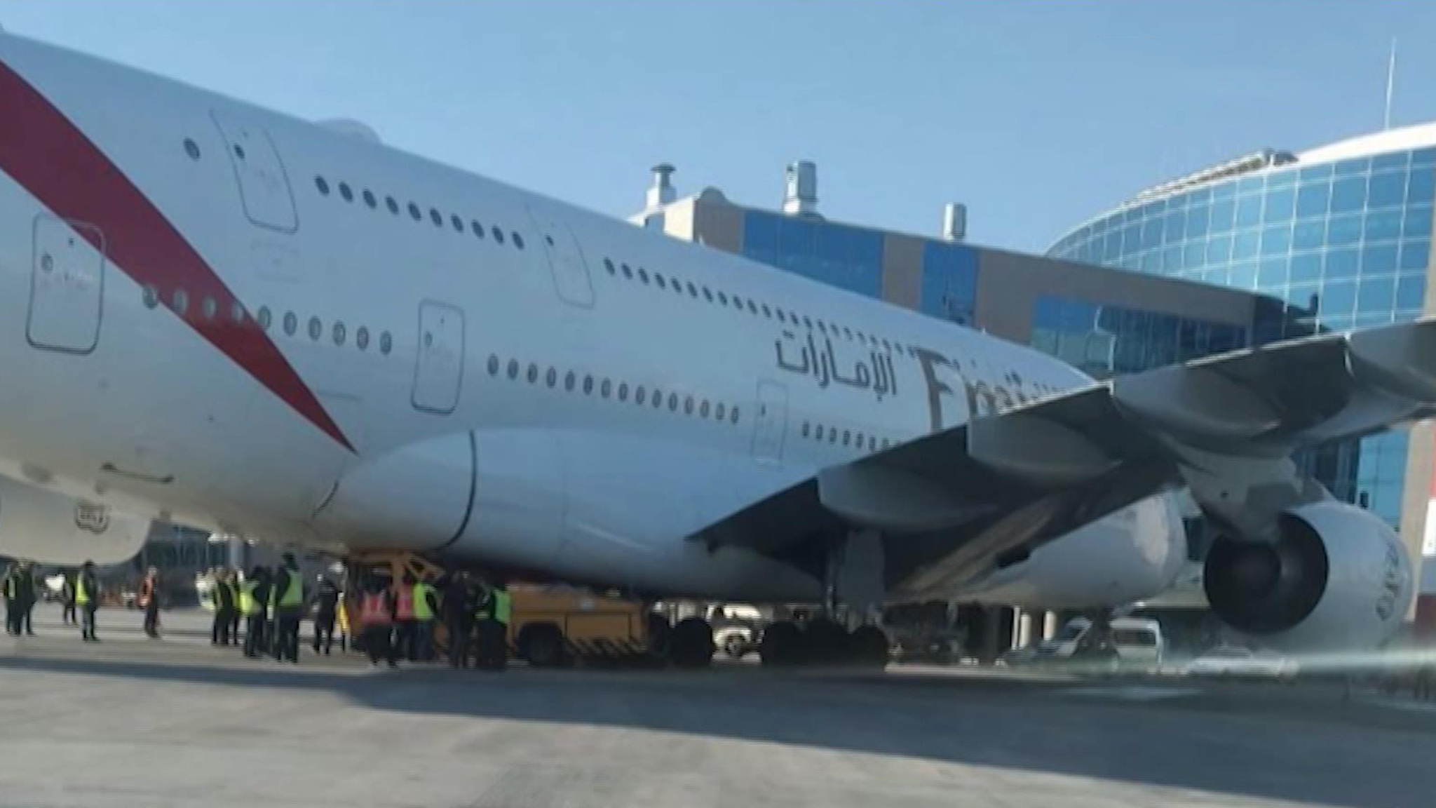Airbus А380 поврежден в Домодедове