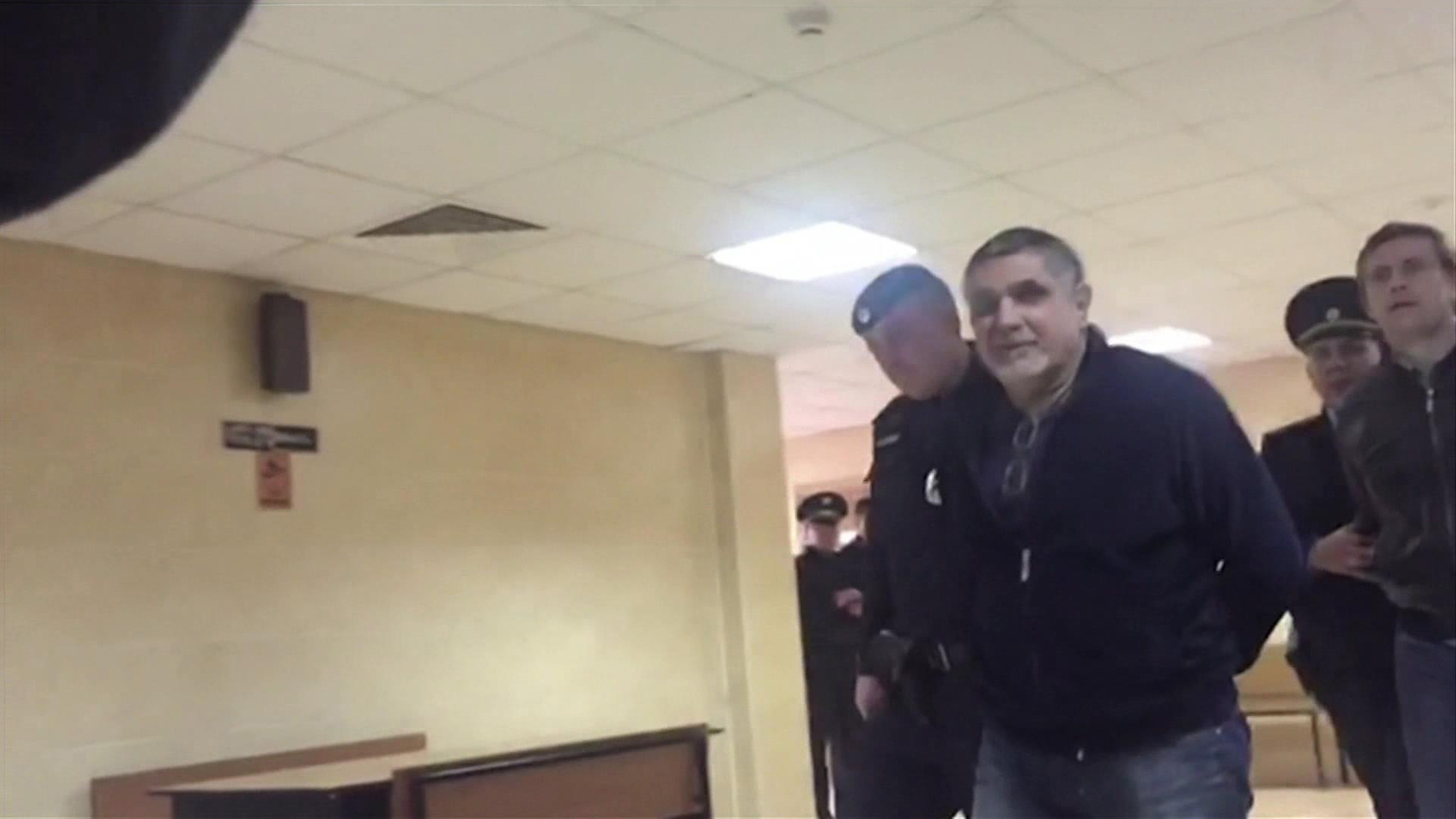 Шакро Молодой покинул пределы колонии строгого режима