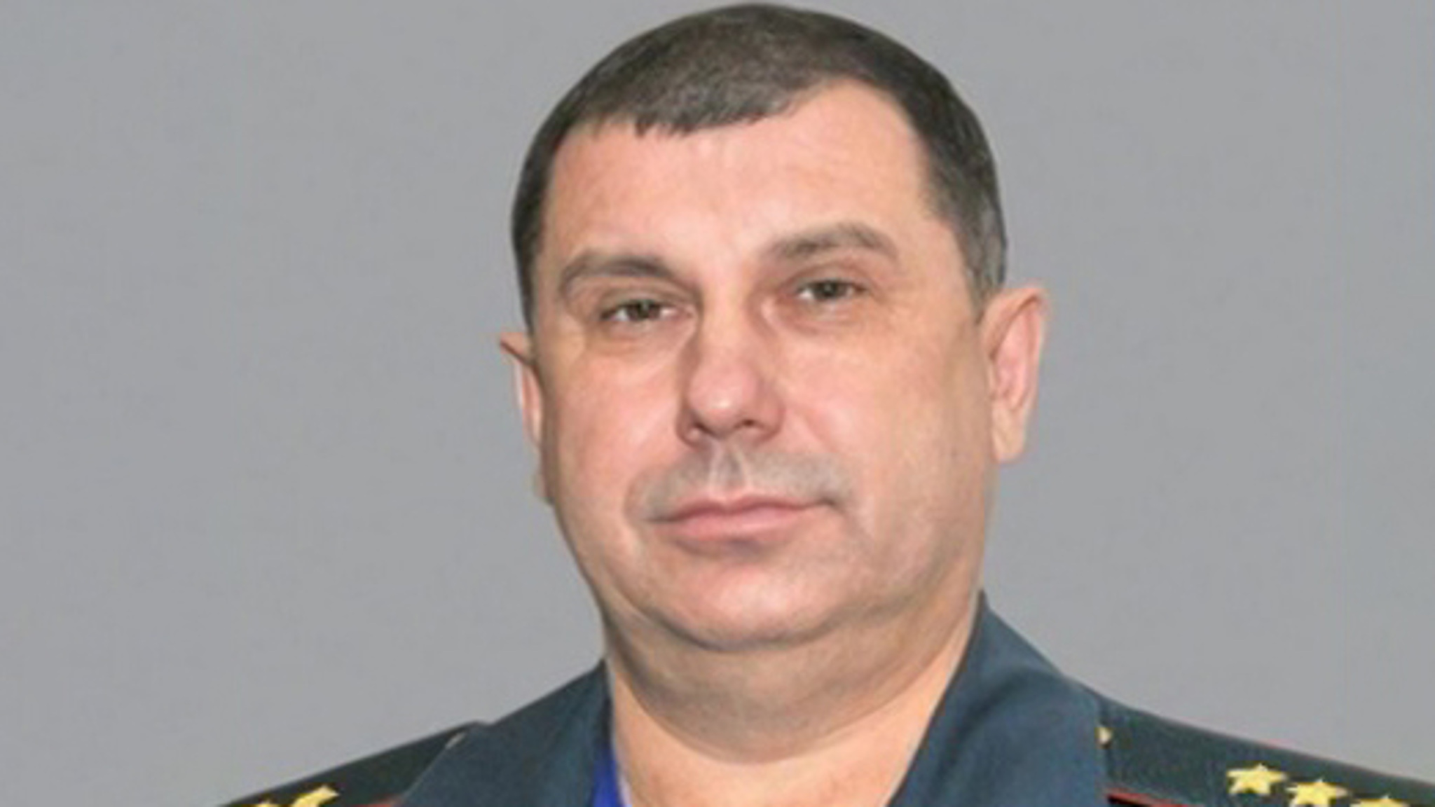 Глава ростовского МЧС проучил подчиненных, угнав пожарный автомобиль