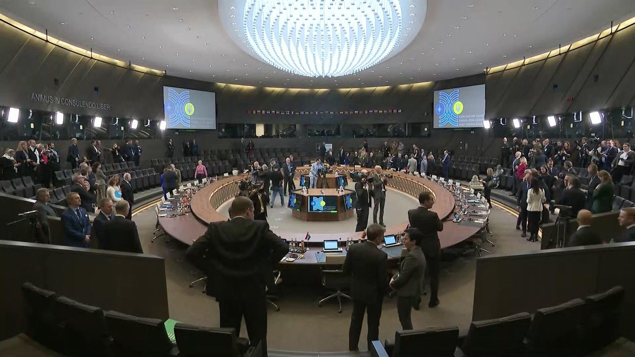 НАТО вновь обсуждает военную помощь Украине