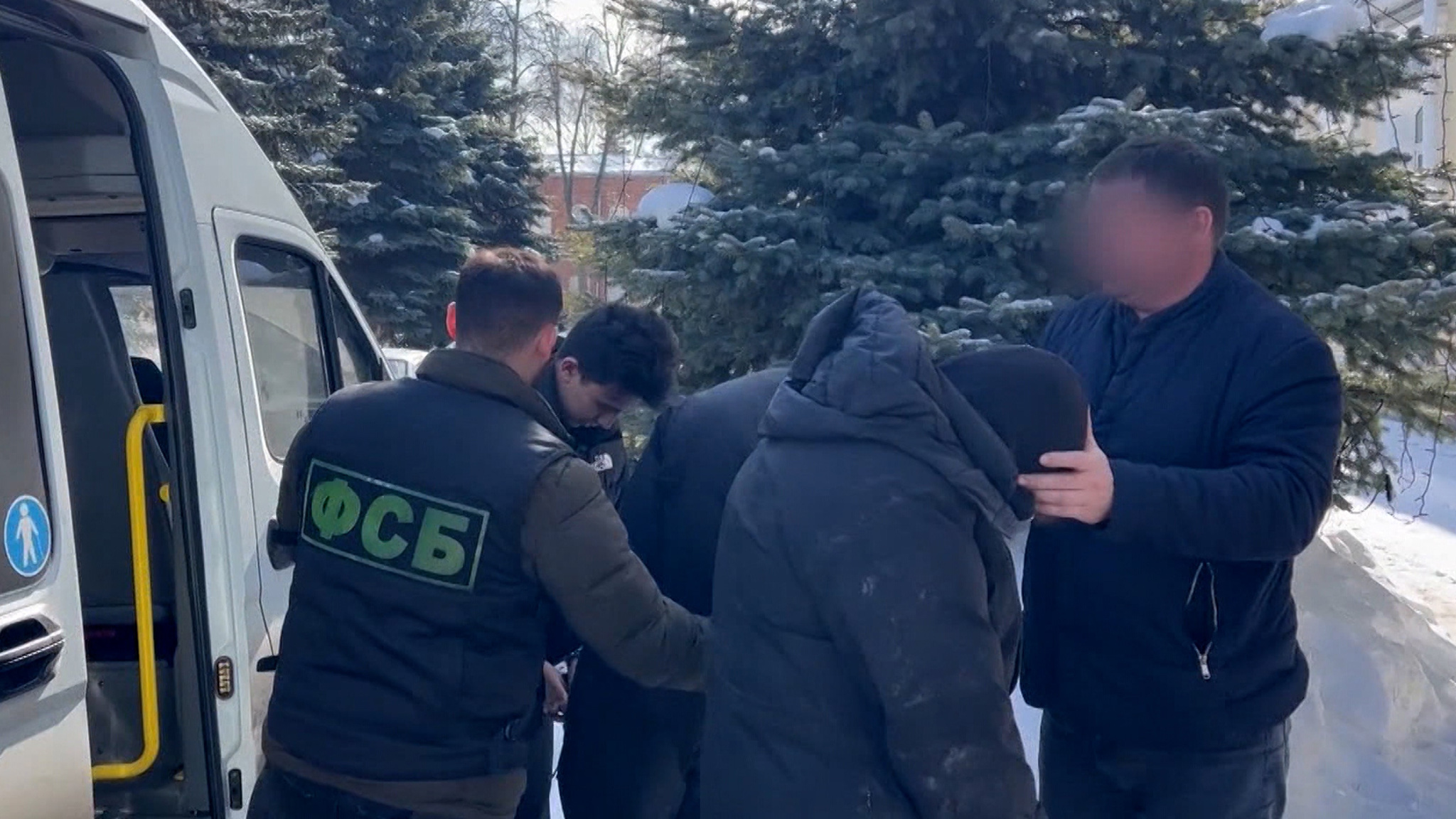 Трое студентов задержаны за попытку диверсии в Уфе