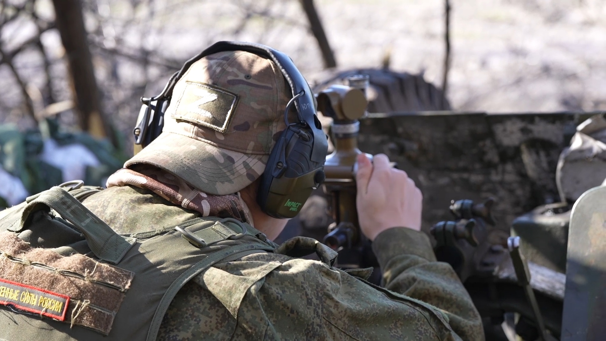 Наши военные занимают и удерживают все новые рубежи