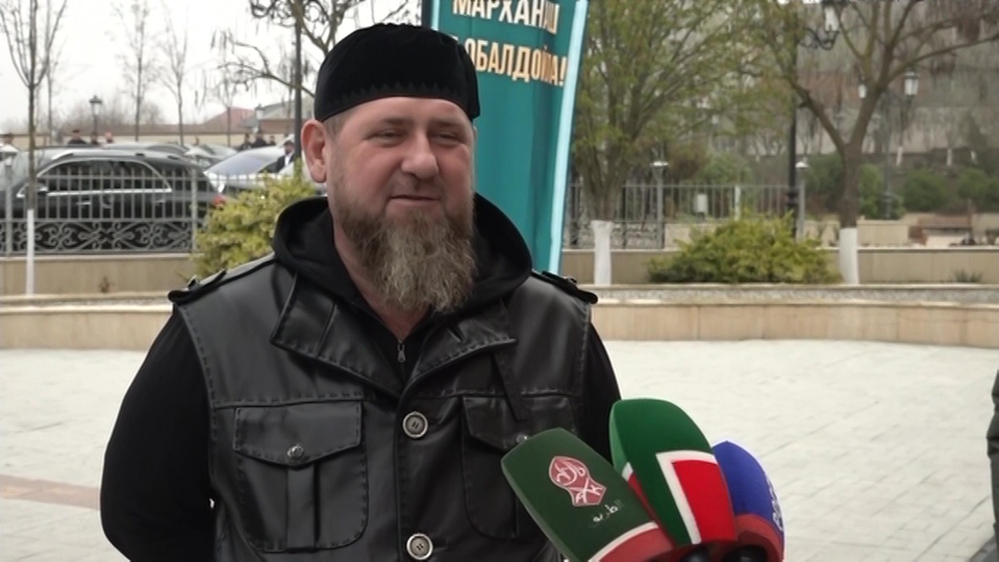 В мечетях Чеченской Республики прошли праздничные службы