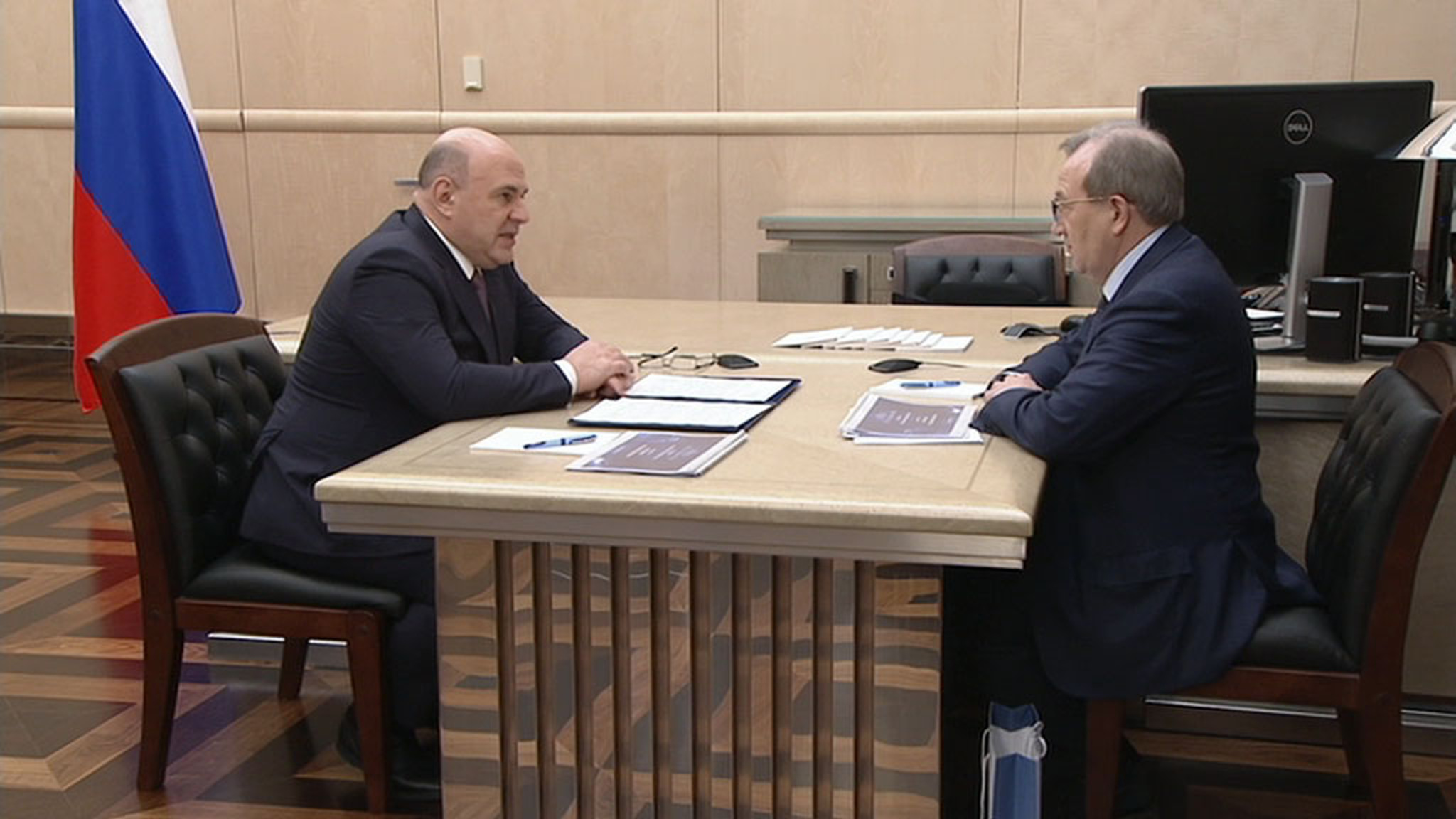 Мишустин и Красников говорили о задачах, стоящих перед учеными