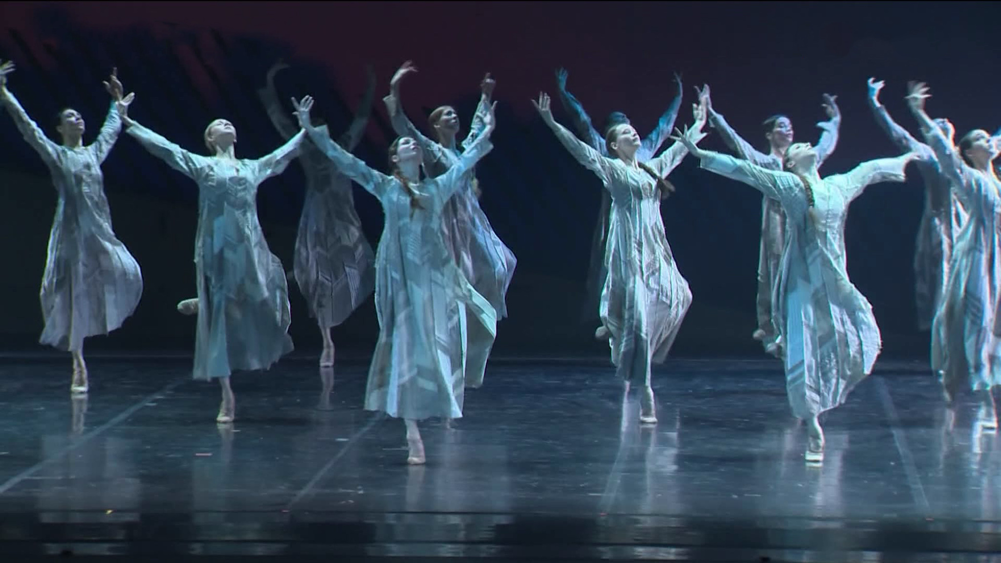 Спектаклем "Ярославна" открылся Международный фестиваль балета Dance Open