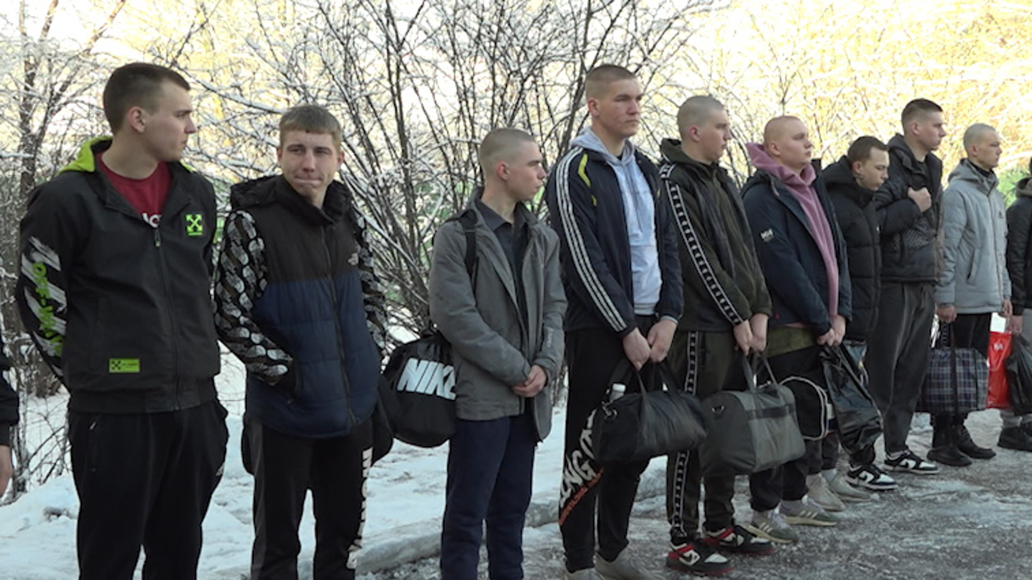 В Чите прошла первая отправка новобранцев весеннего призыва