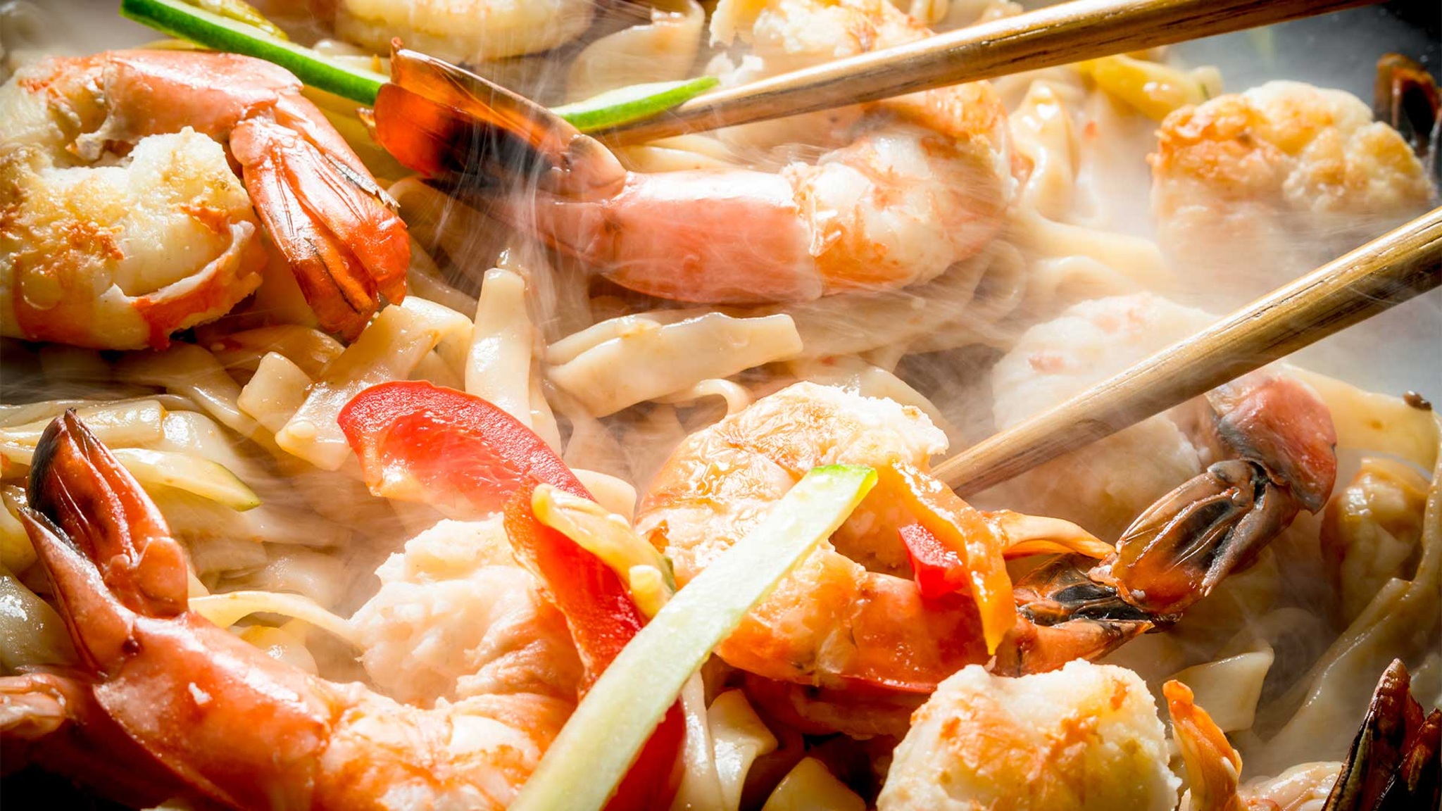 Морепродукты, яйца и фасоль помогут справиться с ожирением