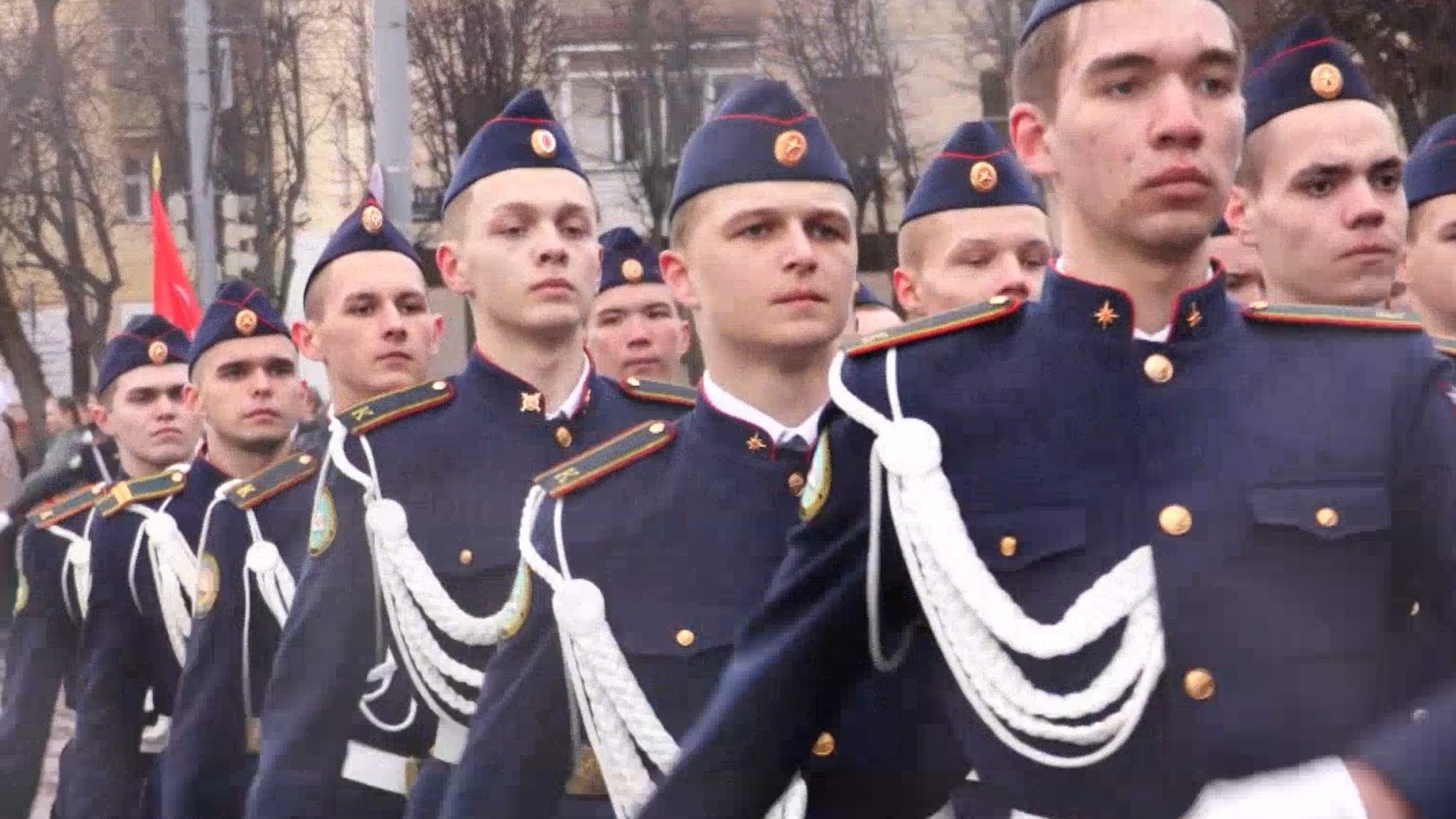 Учащиеся школ Йошкар-Олы боролись за право участия в шествии в честь Дня Победы
