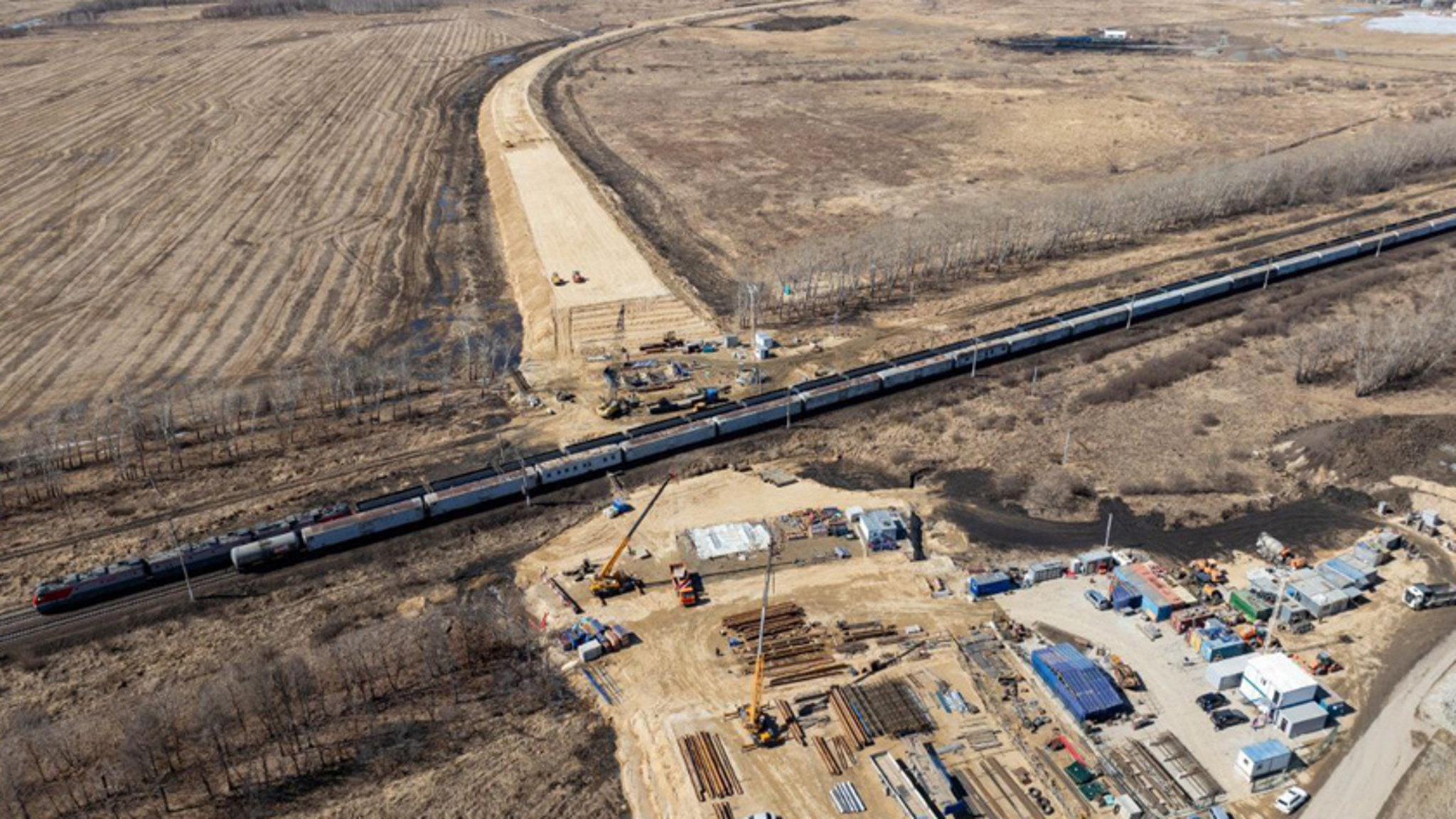 На стройплощадке путепровода в Серышеве завершили устройство буронабивных свай