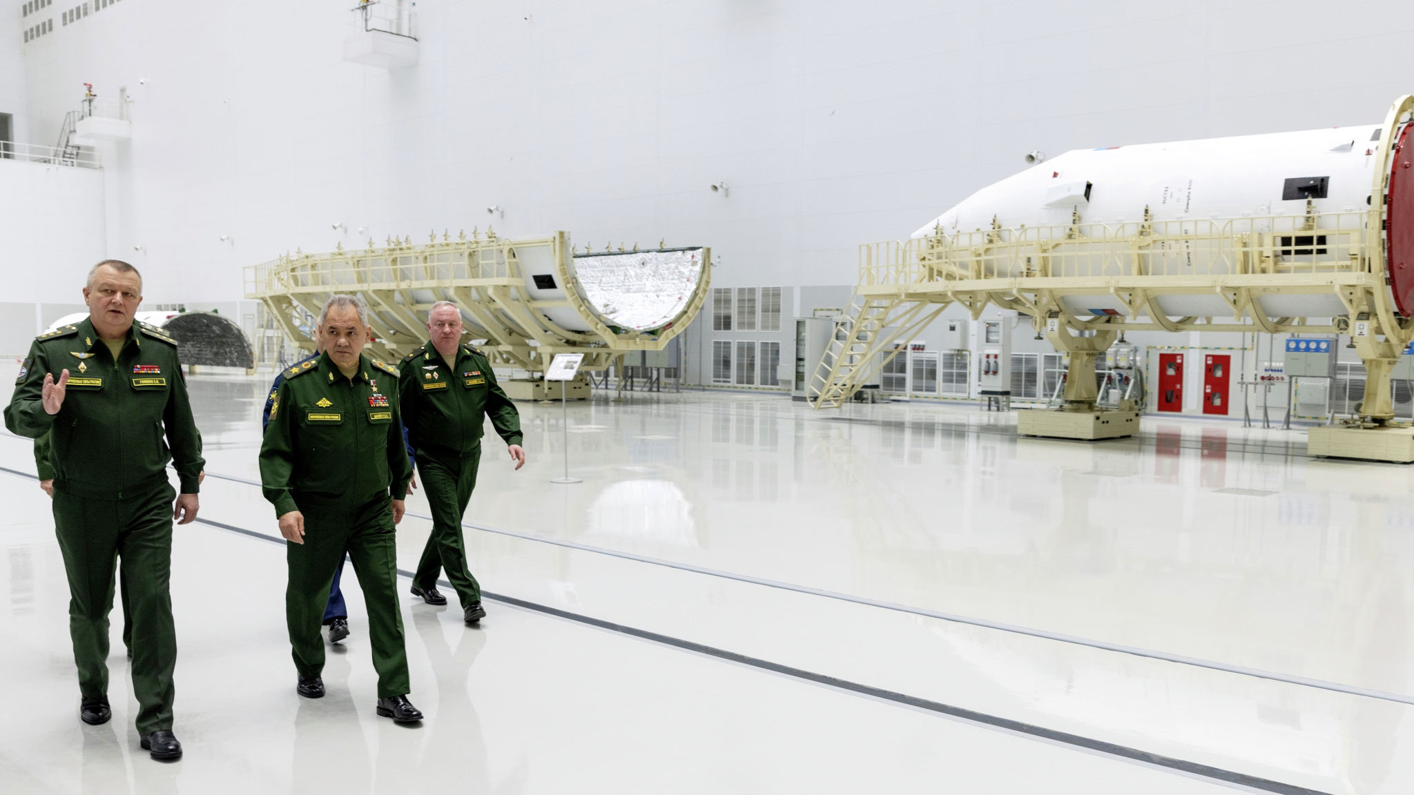 Шойгу: до конца года планируется провести еще три пуска ракет "Ангара"