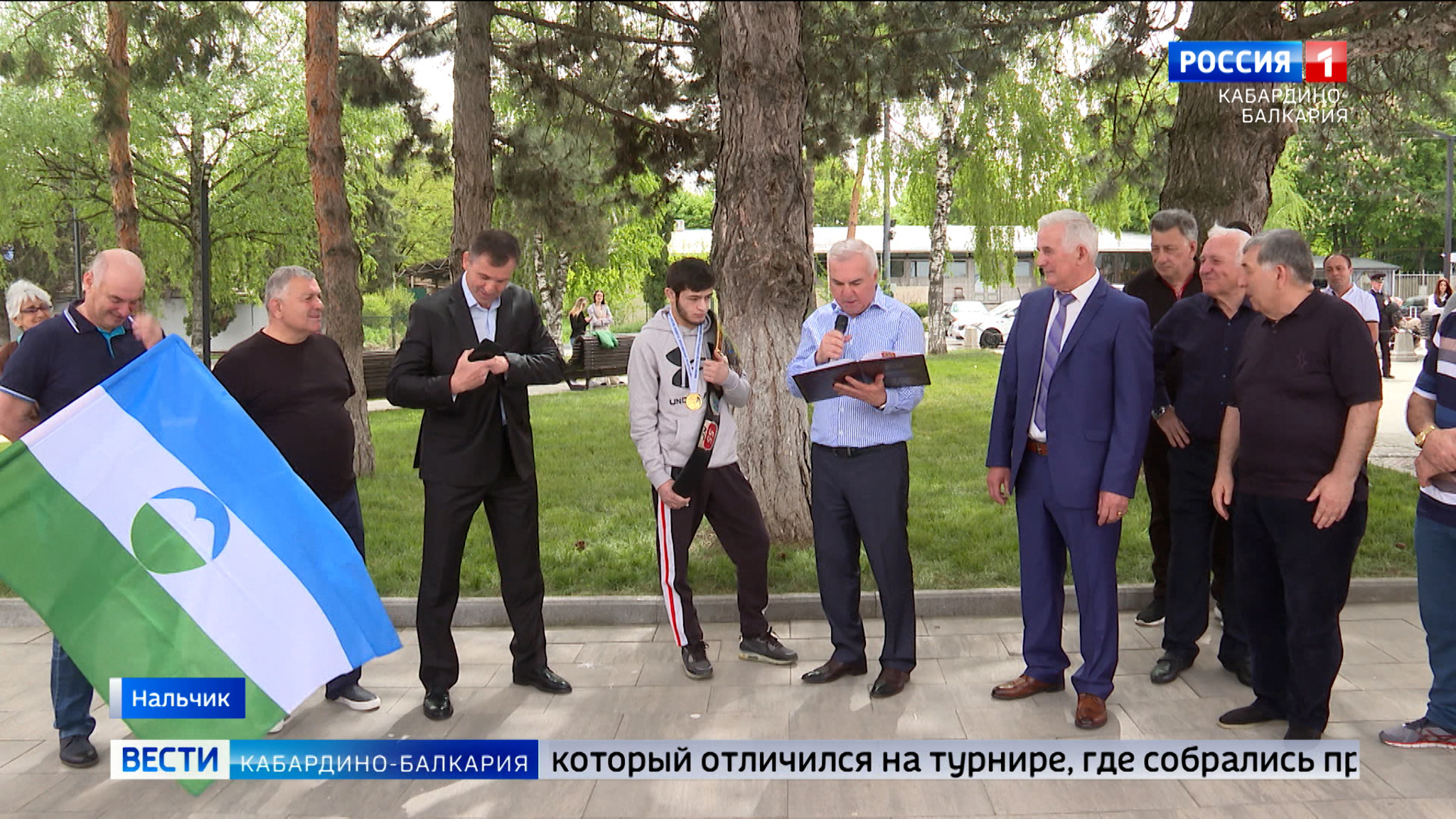 В аэропорту Нальчика встретили чемпиона России Адама Ульбашева