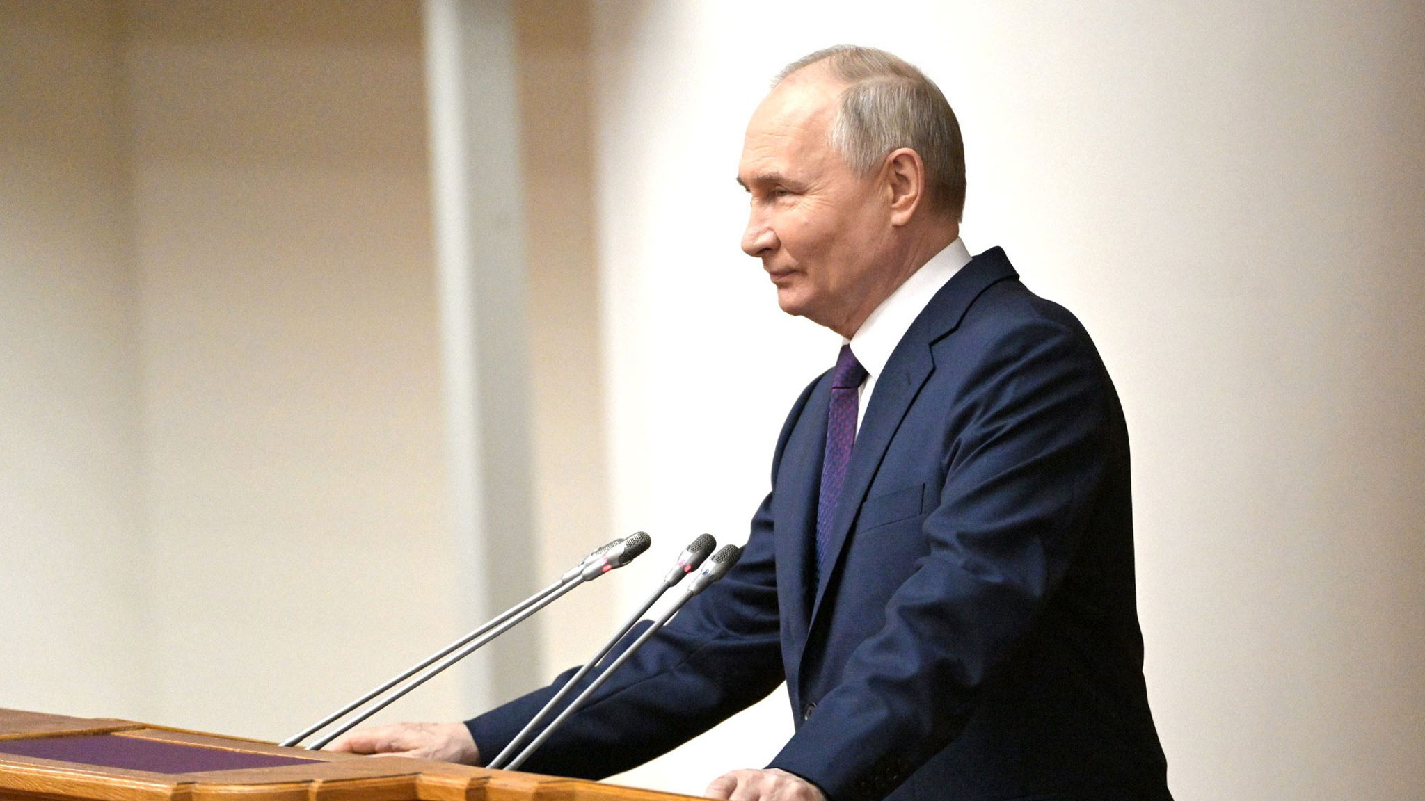 Путин: законы должны быть четкими, понятными и эффективными