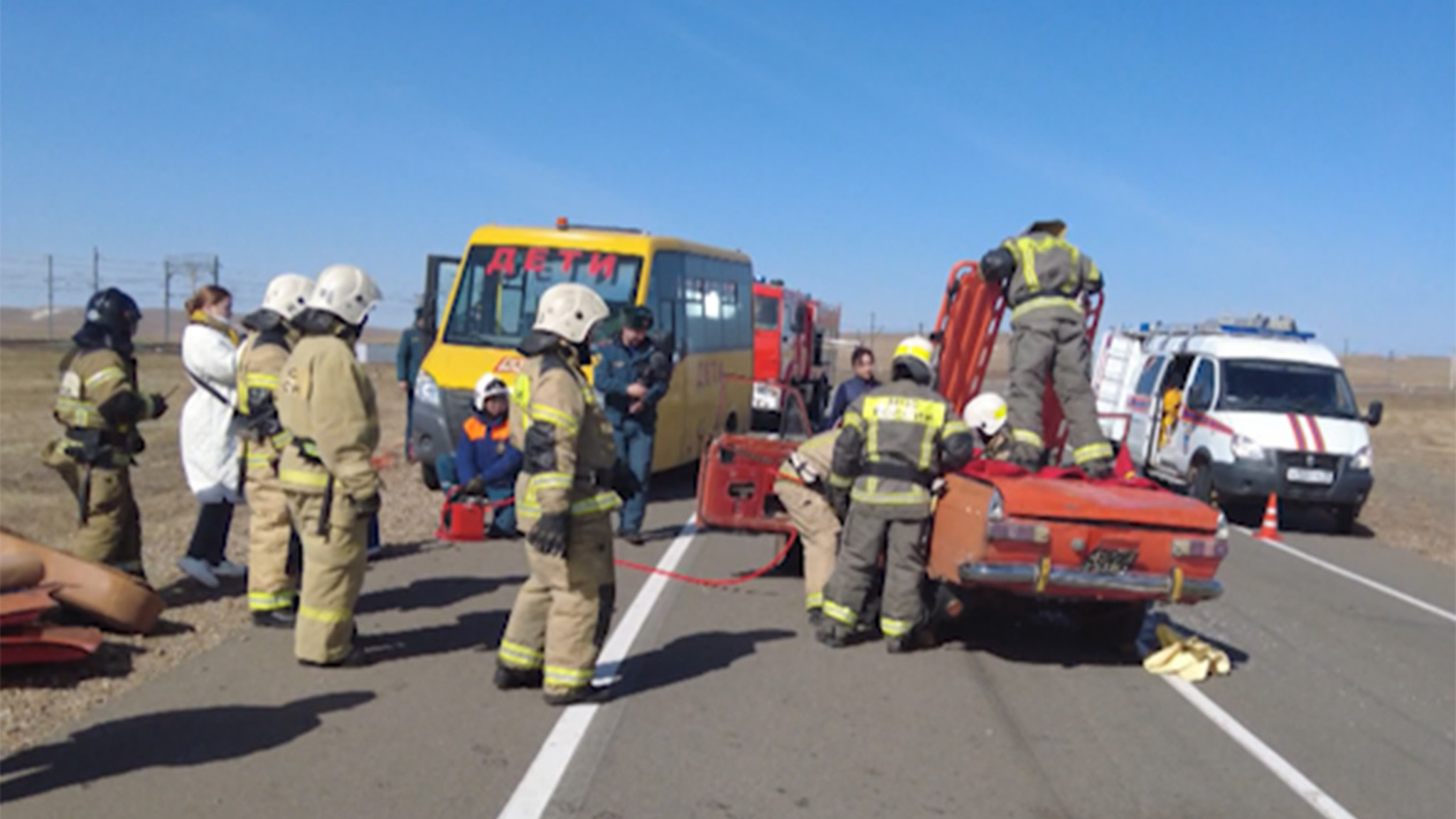 Учения по ликвидации последствий ДТП прошли в Забайкальском районе