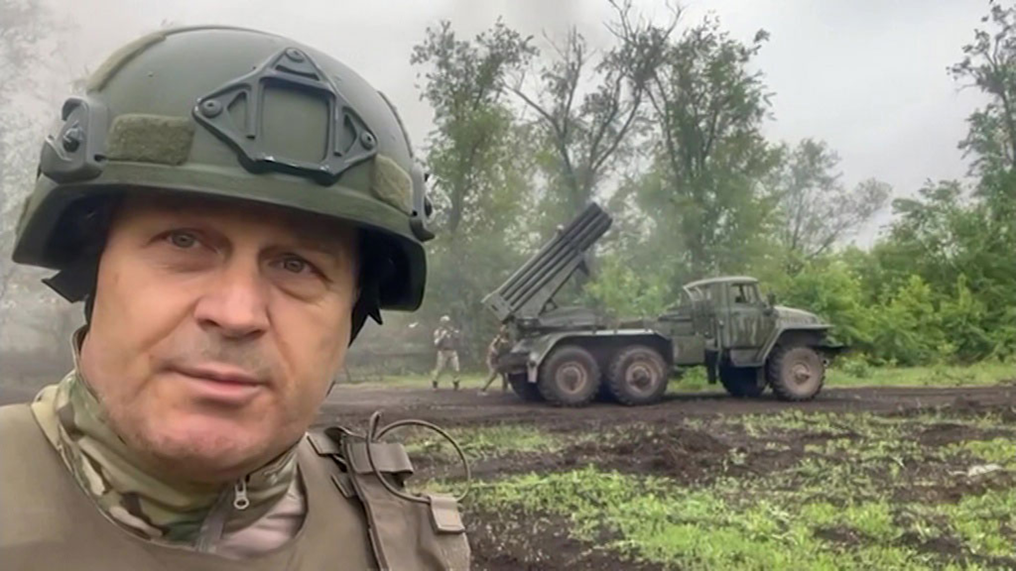 Ивановских десантников наградили под Часовым Яром