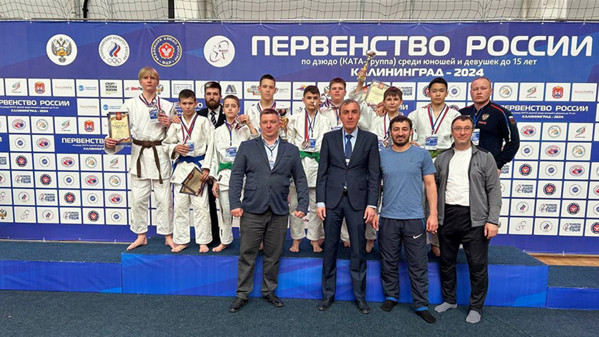 Копилку наград амурских дзюдоистов пополнили семь медалей