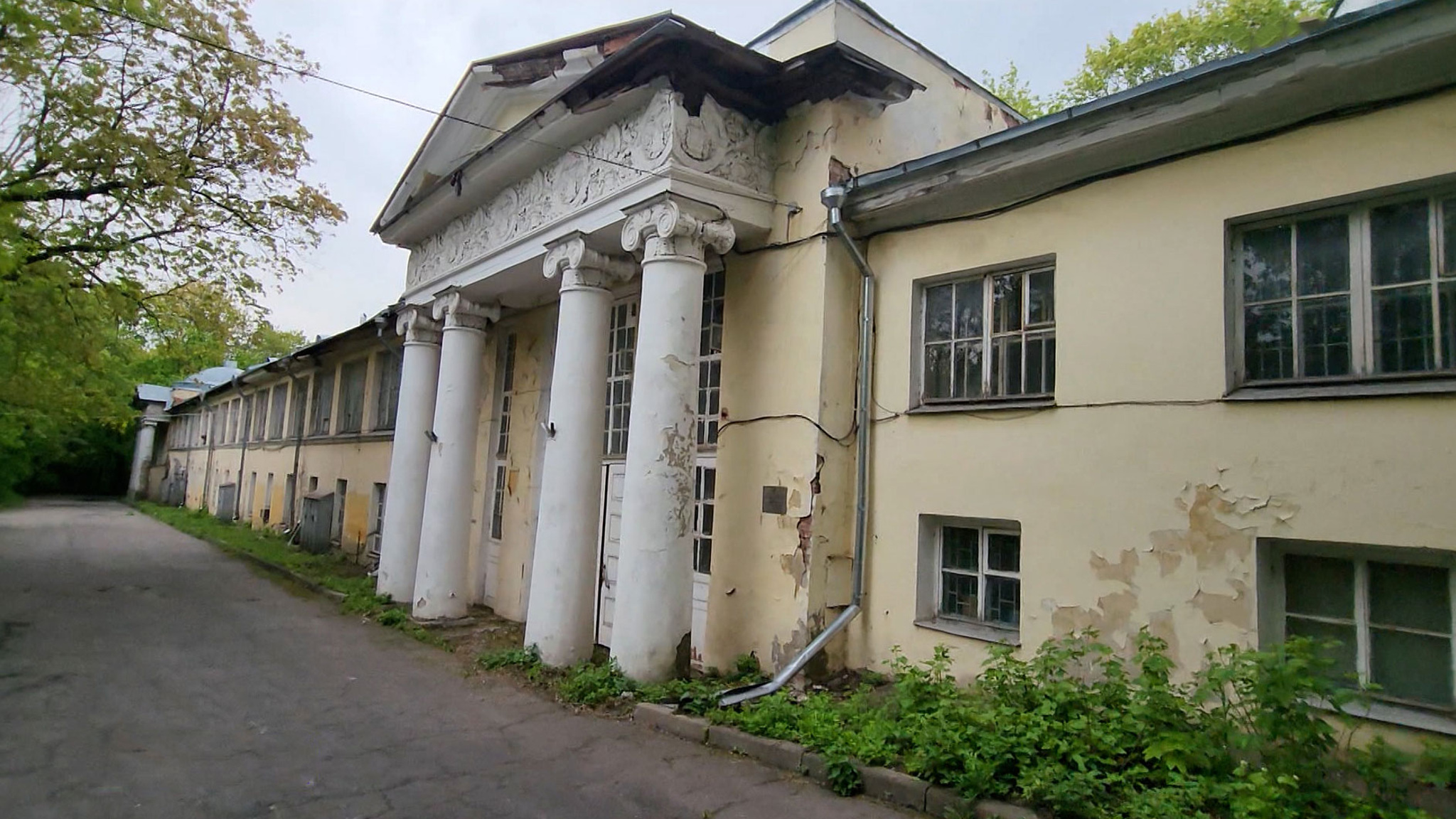 Реставрацию усадьбы Мамонова не могут начать из-за юридического казуса
