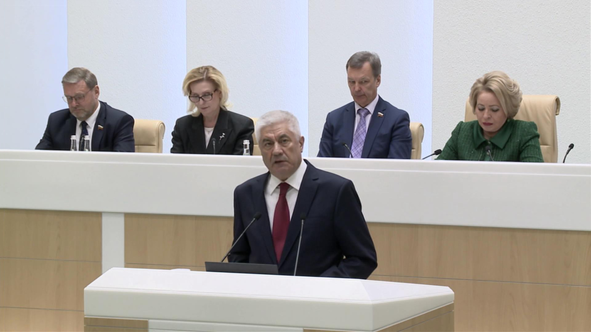 Кандидаты в силовые министры вновь выступили перед сенаторами