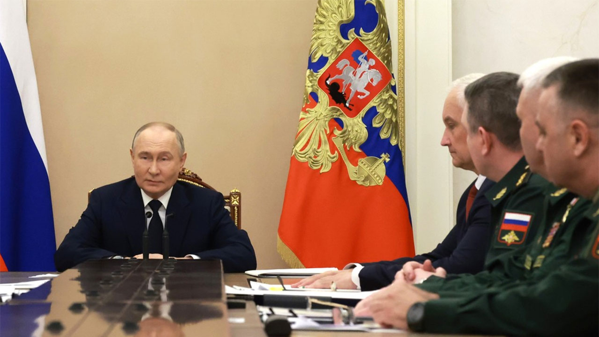 На встрече с верховным главнокомандующим было все руководство российской армии