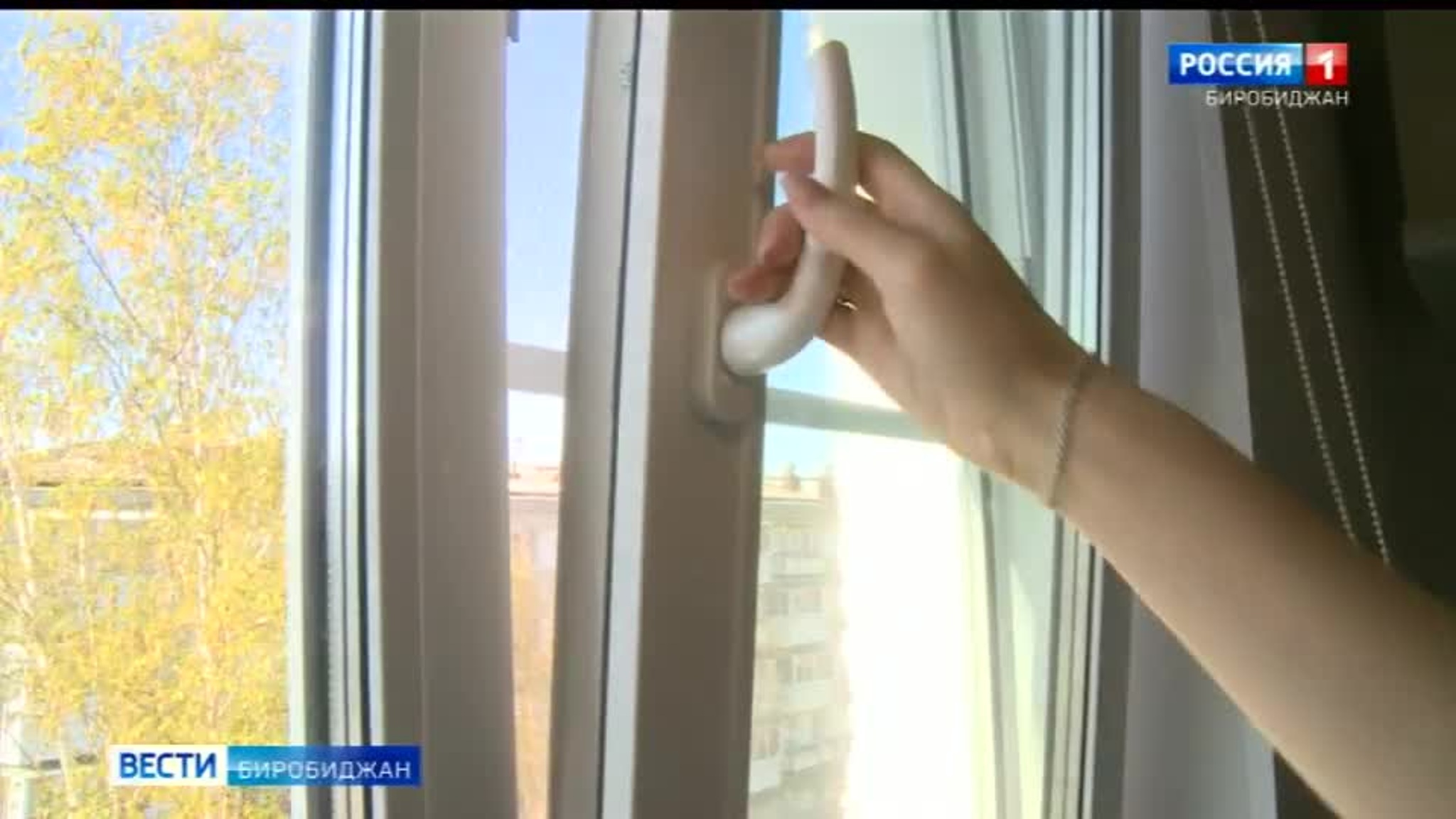 В регионе право на квартиру от государства сейчас имеют около тысячи сирот.