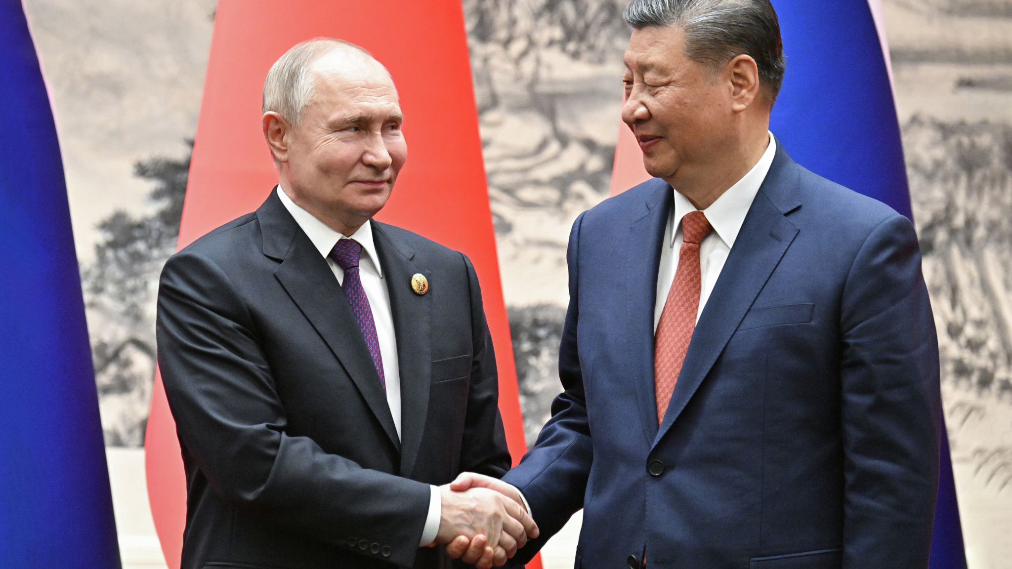 Путин: санкционная политика наносит прямой ущерб всей мировой экономике