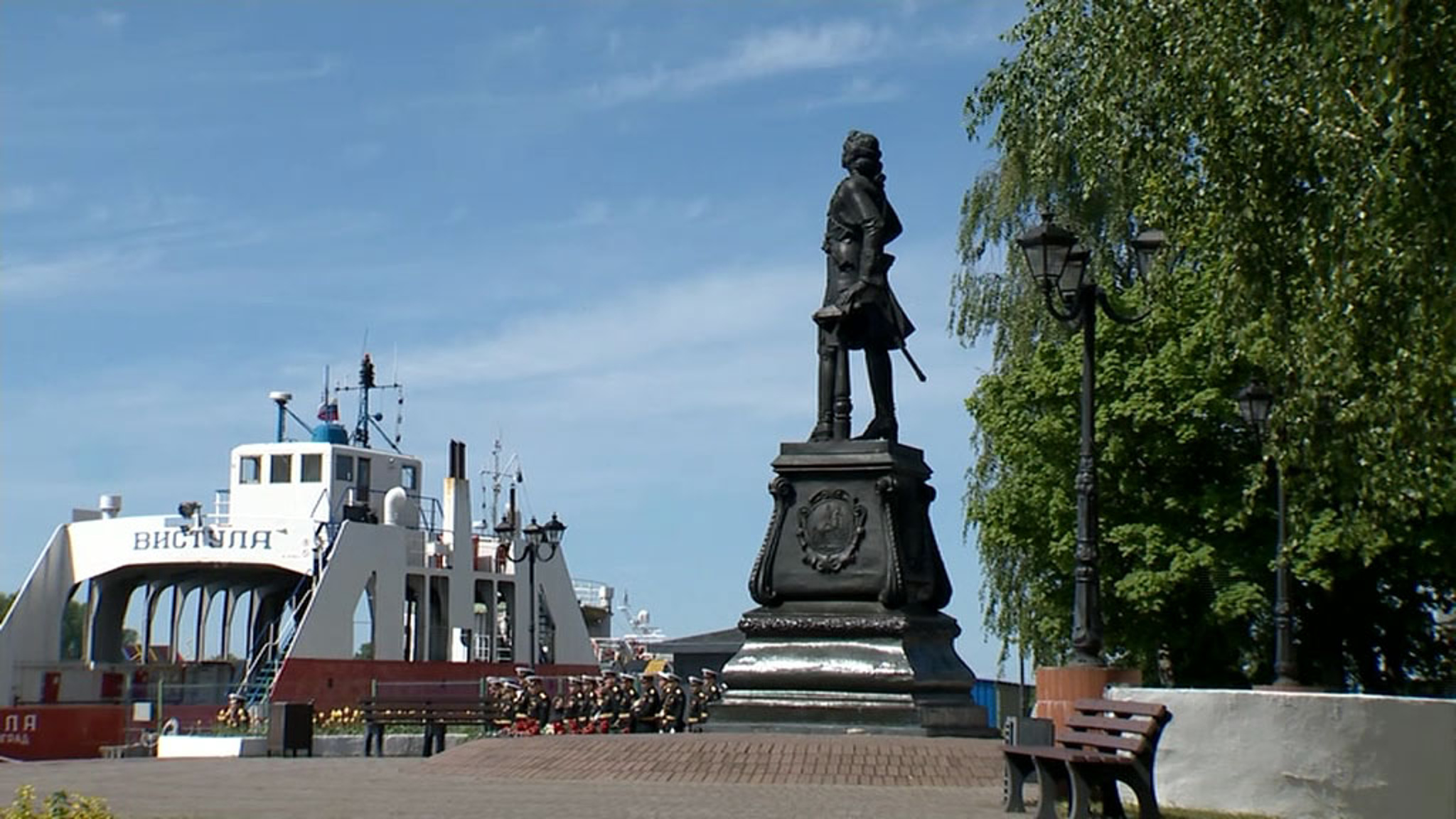 Российские моряки-балтийцы отмечают профессиональный праздник
