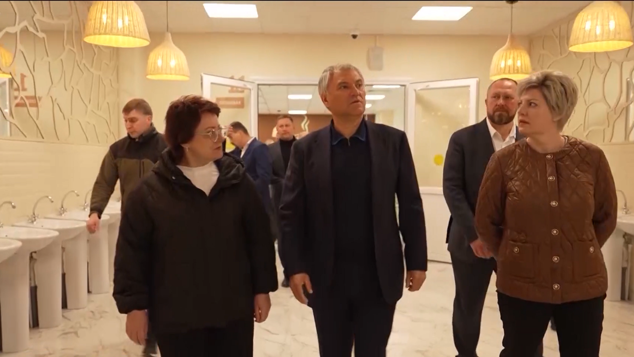 Вячеслав Володин в ходе рабочей поездки посетил школу №103 в Ленинском районе