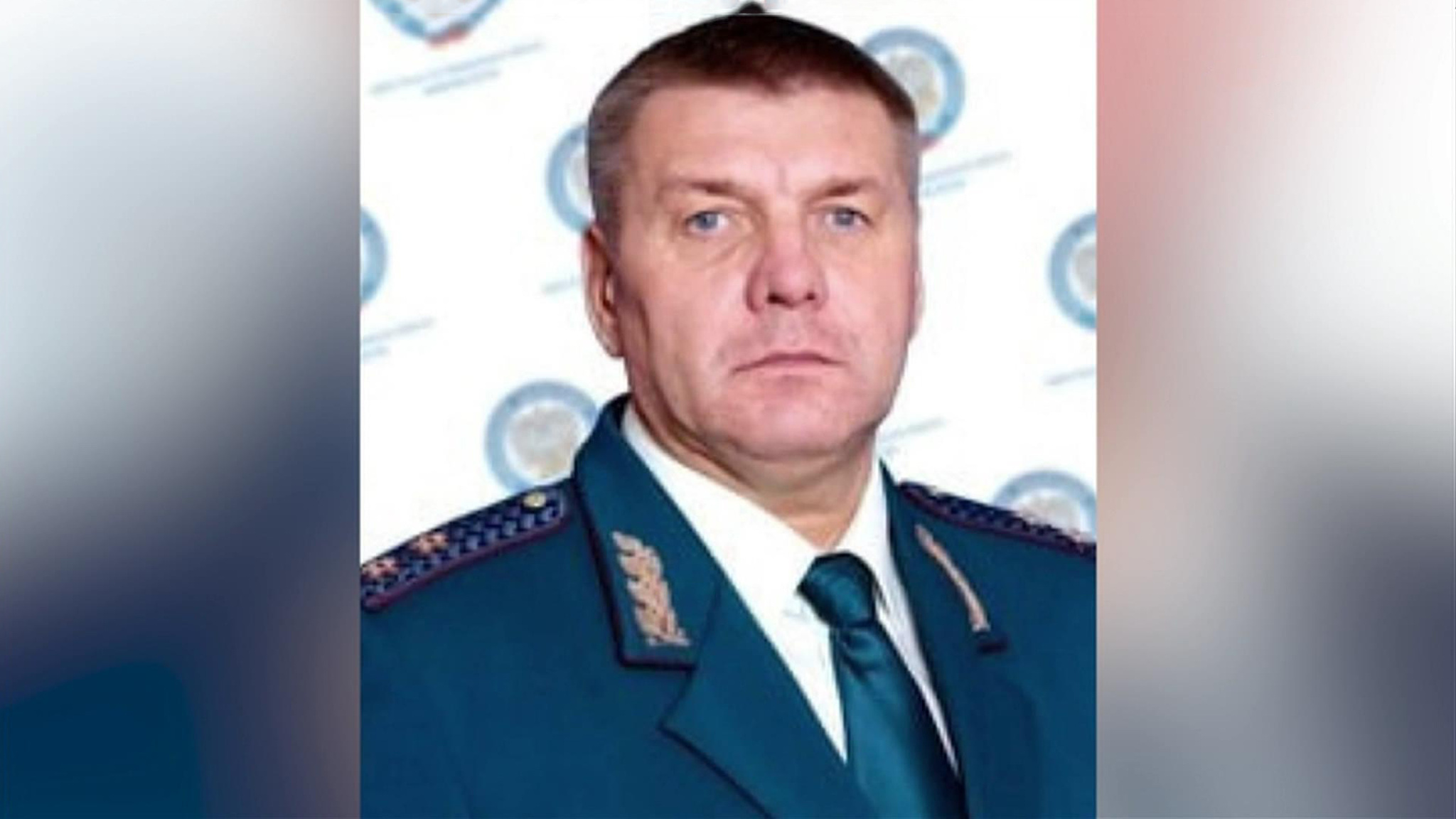 В Екатеринбурге задержаны главный борец с коррупцией и главный налоговик