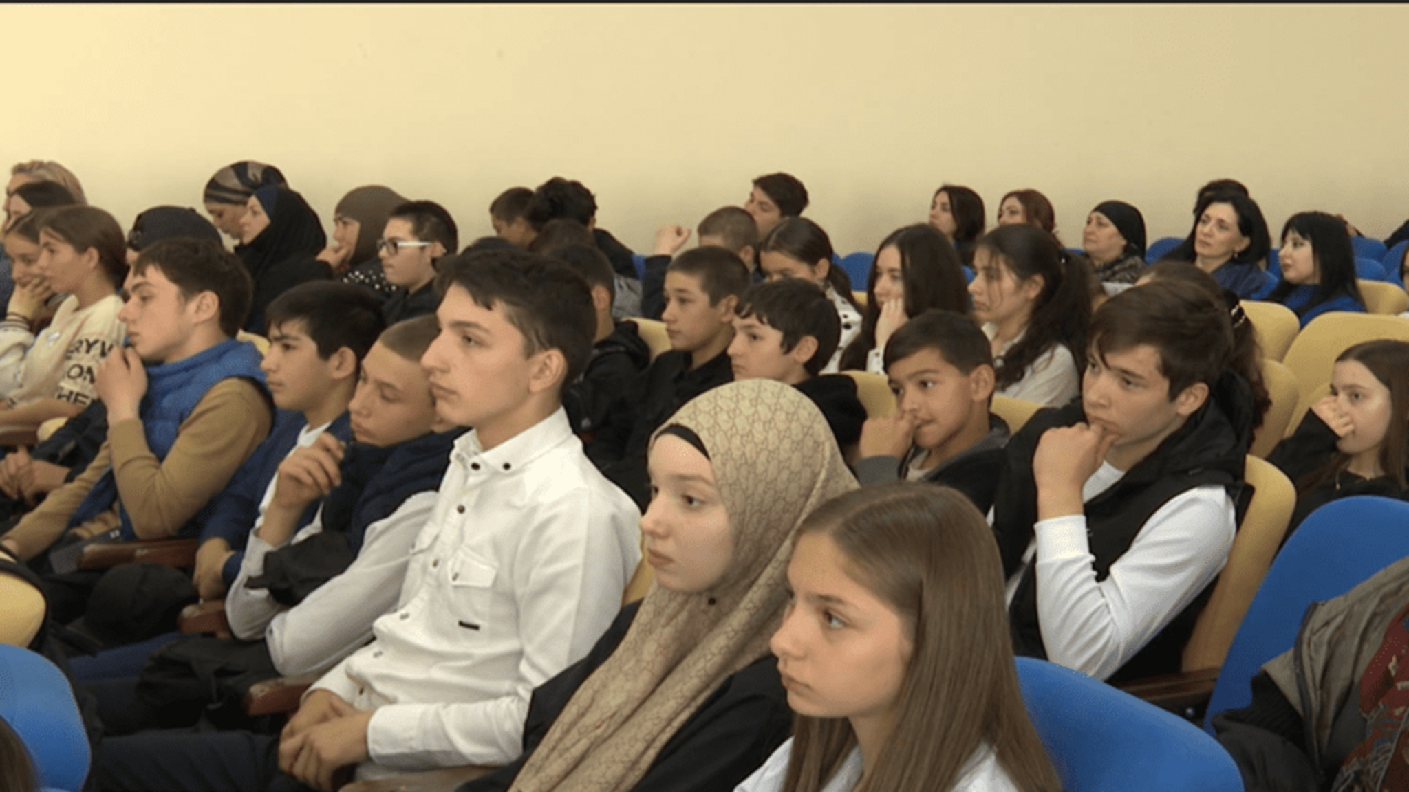 В Карачаевске прошло мероприятие о важности соблюдения ПДД и предупреждения детского травматизма