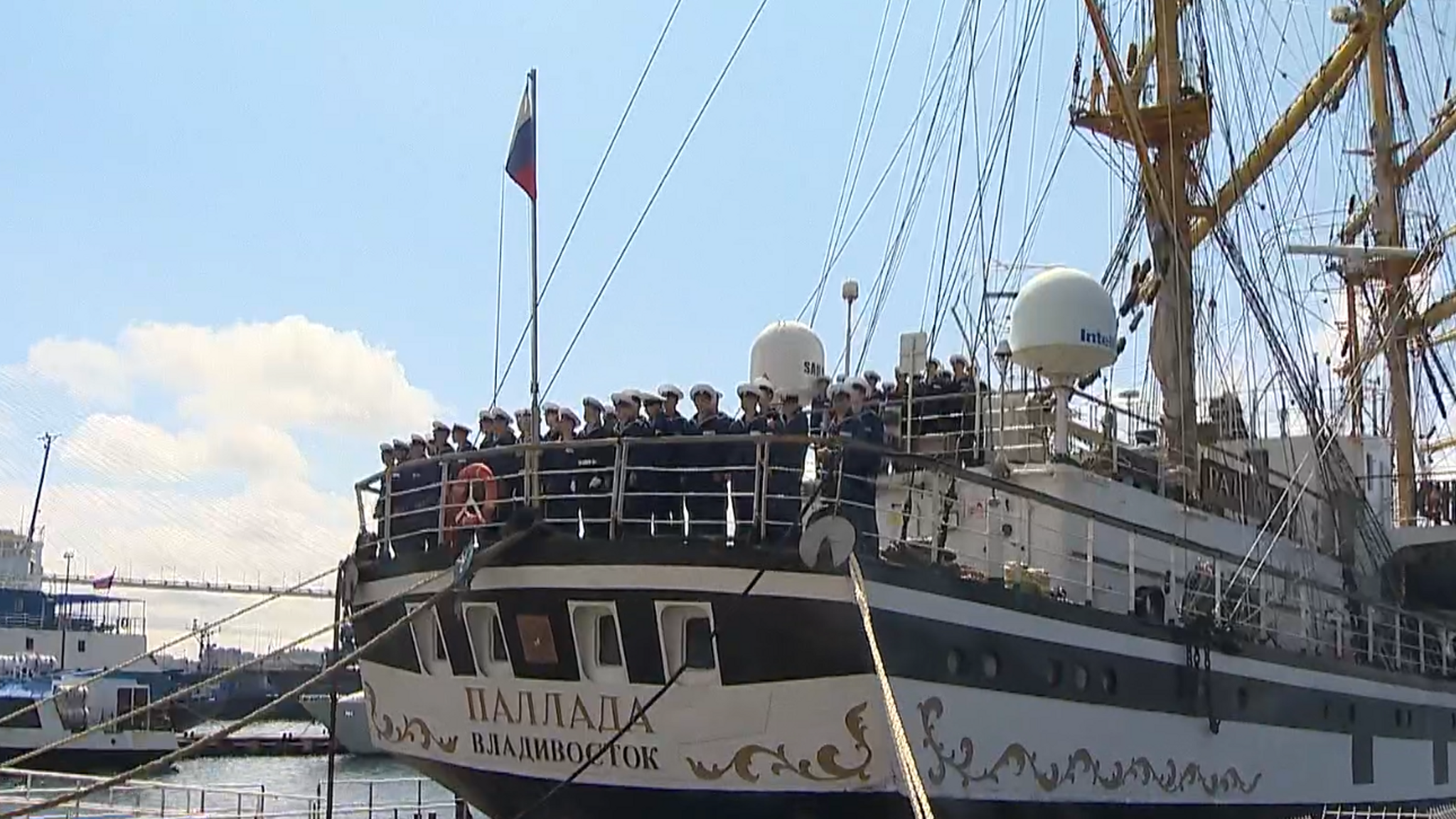 Студенты двух морских вузов отправятся в учебный рейс на легендарной "Палладе"