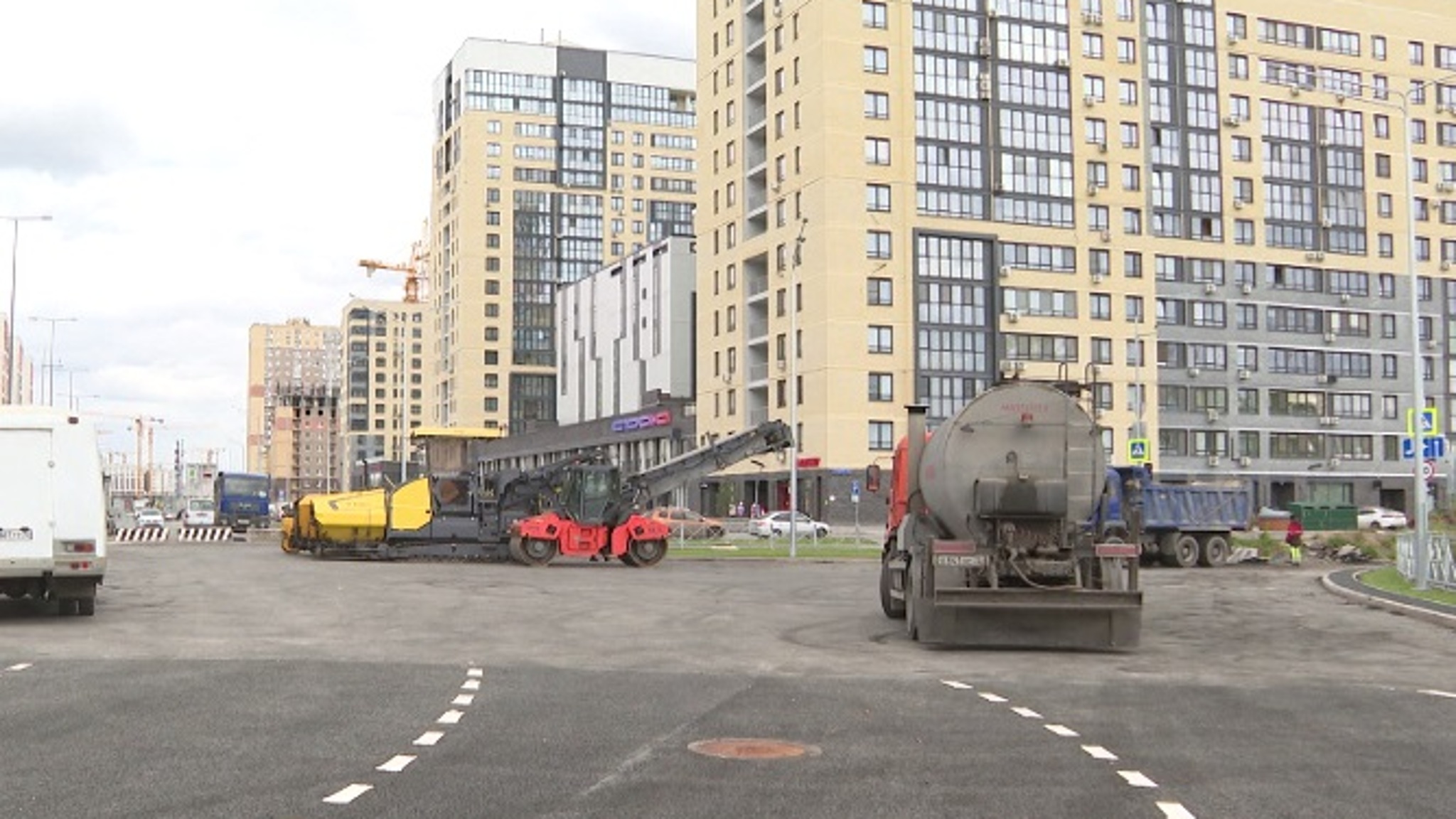 Объекты городского благоустройства проинспектировал глава Тюмени Руслан Кухарук