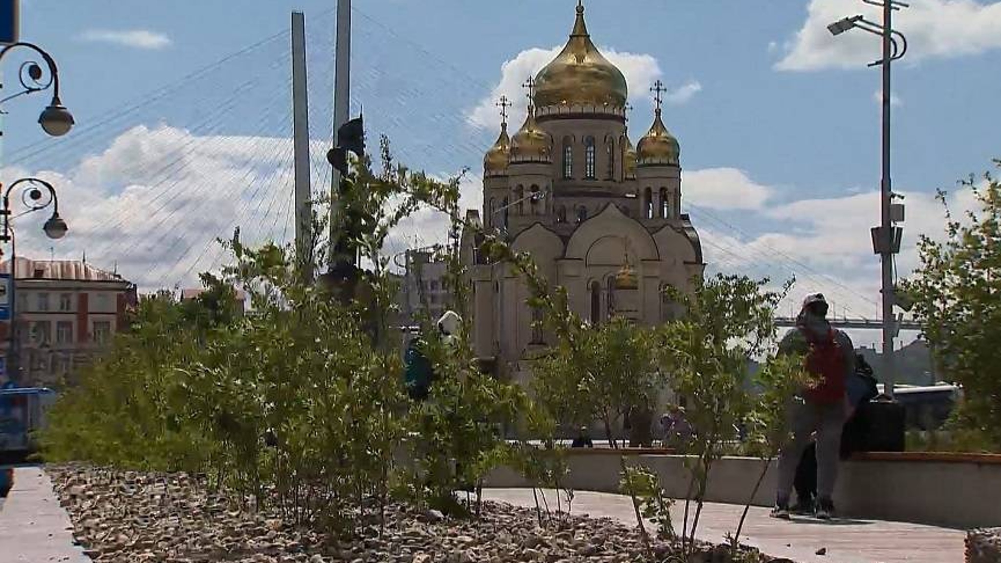 Новый сквер стал местом притяжения жителей и гостей Владивостока