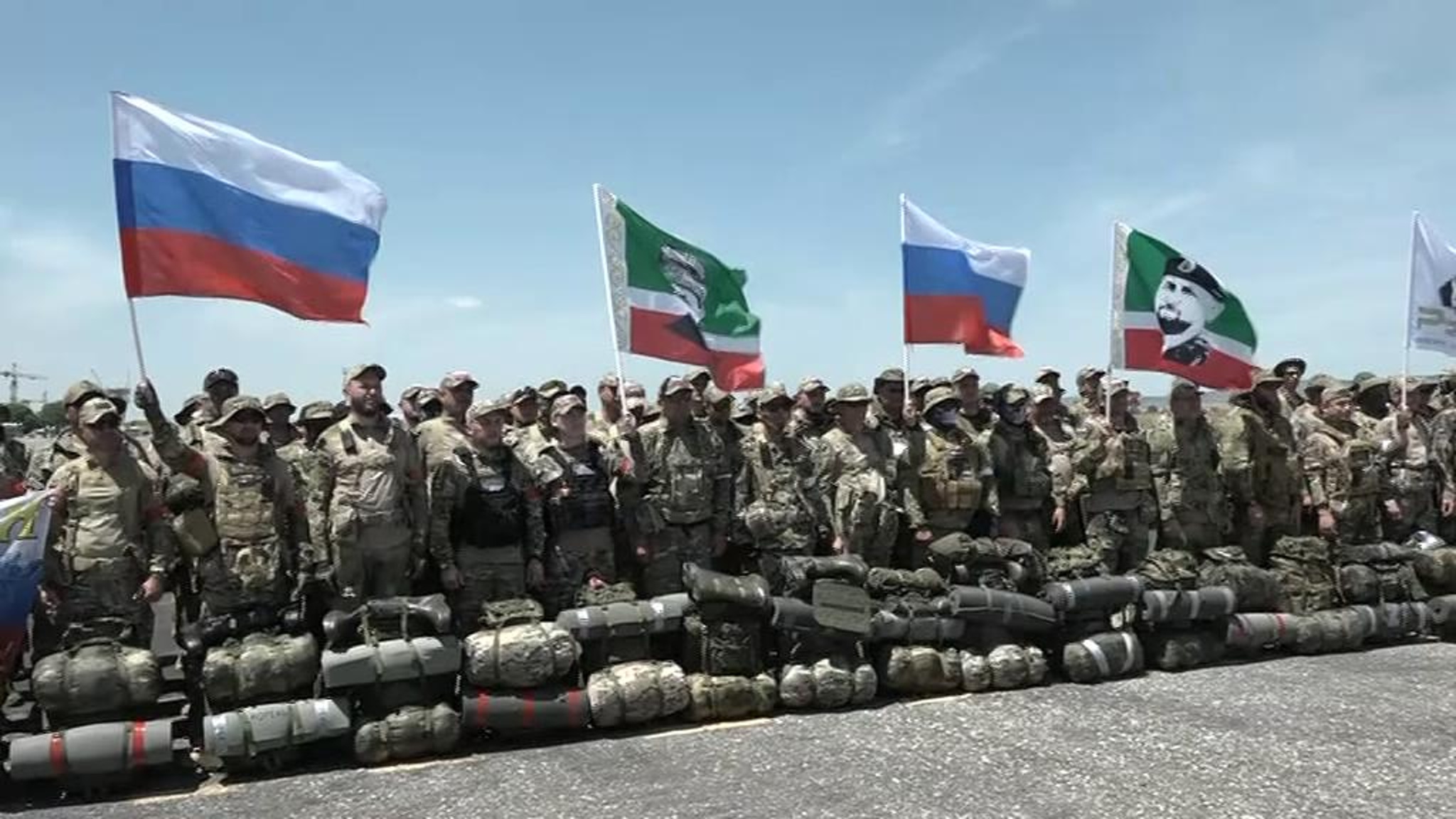 Добровольцы из Чечни прошли подготовку в университете спецназа