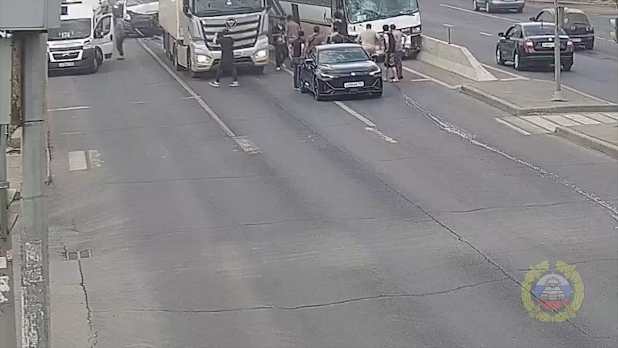 Массовая авария с участием пассажирского автобуса произошла в Волгограде