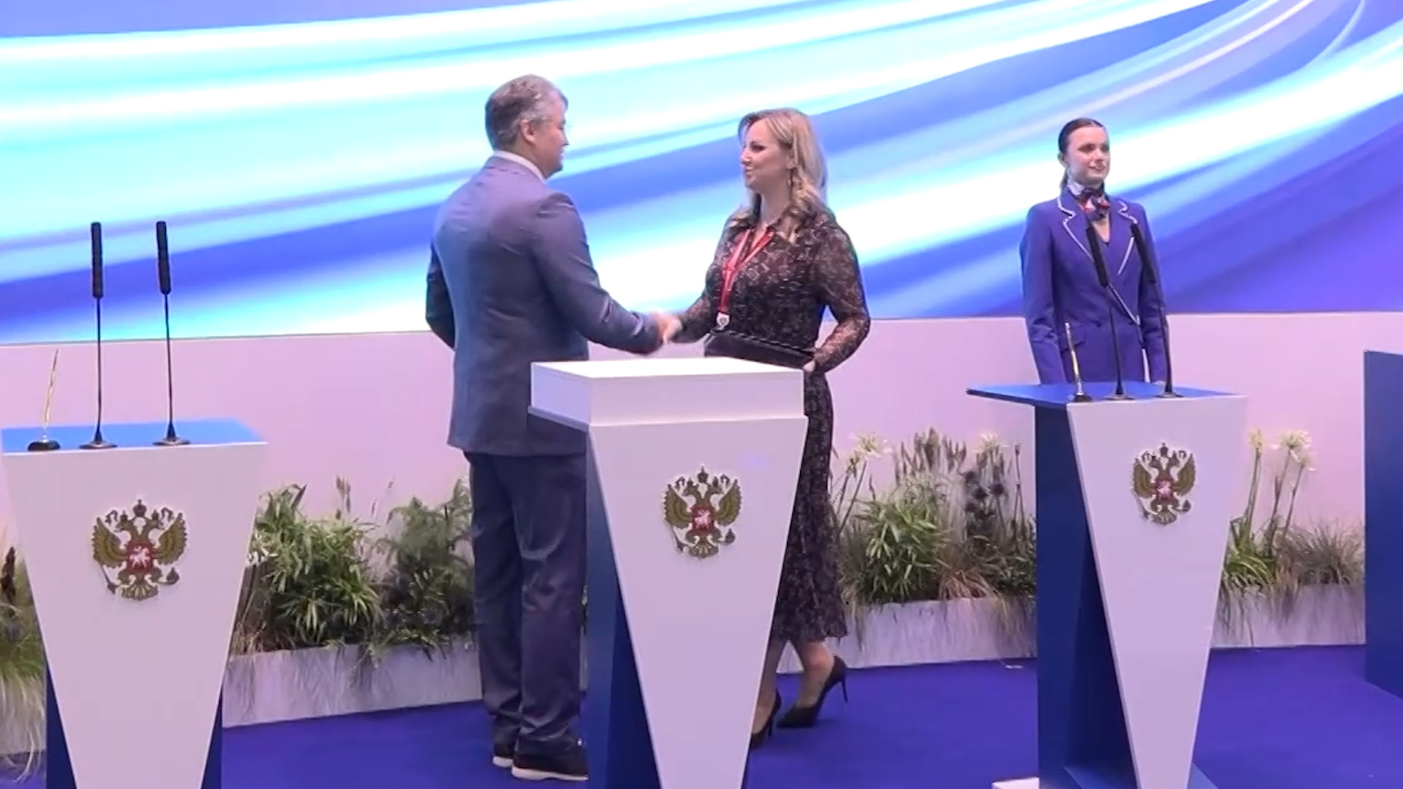 ПМЭФ-2024: Волгоградская область и Кузбасс укрепляют межрегиональные связи