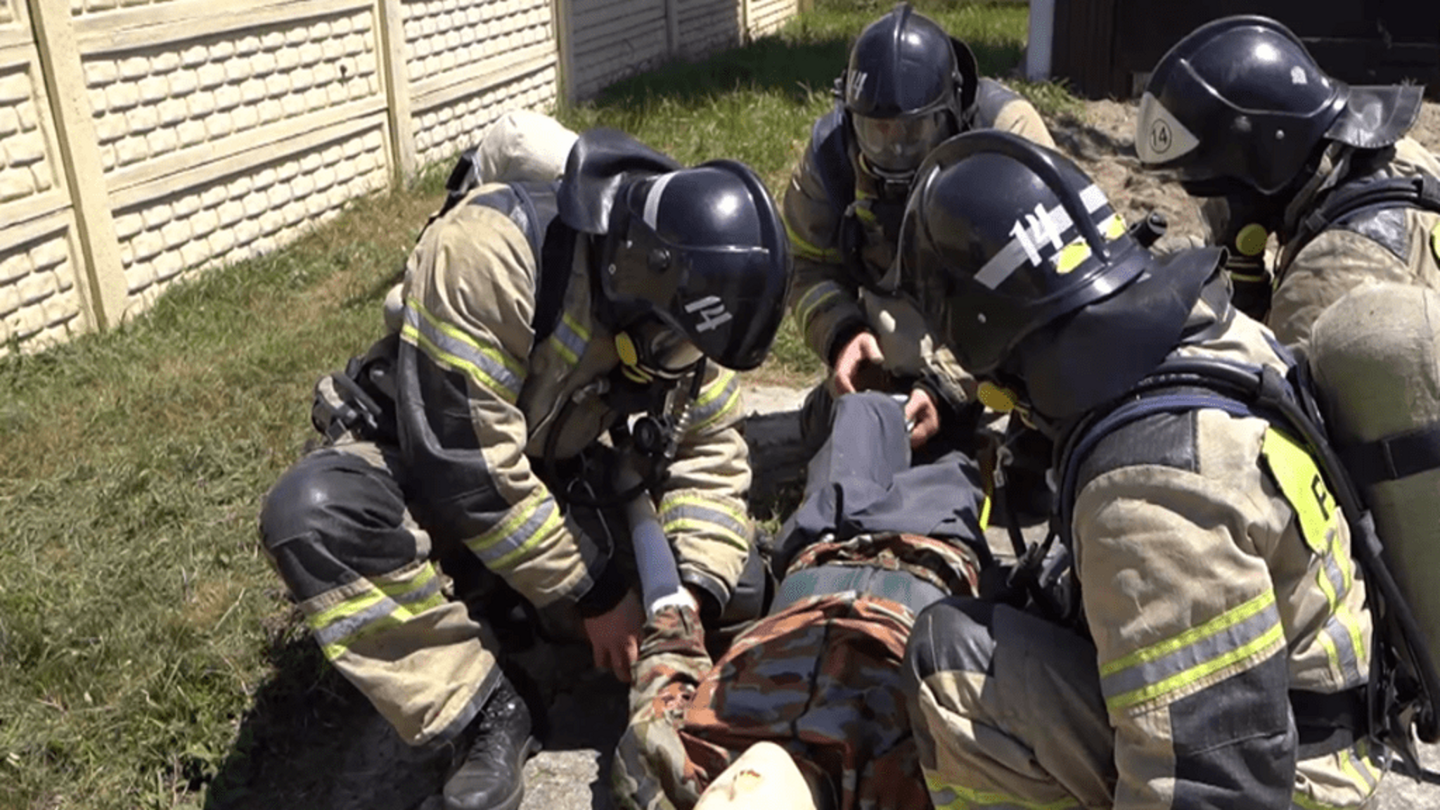 Черкесске прошли соревнования за звание "Лучшее звено газодымозащитной службы Карачаево-Черкесии"